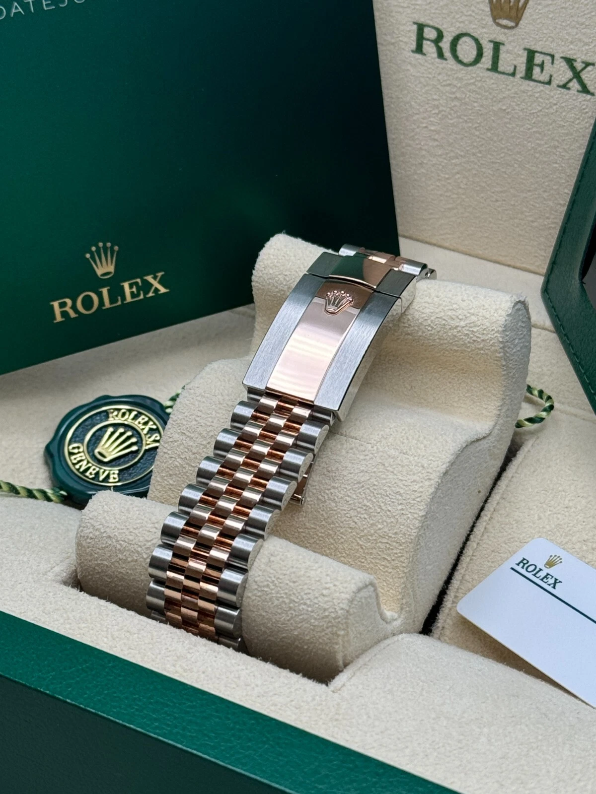 Rolex Datejust 41mm 126301 Sundust Diamond Jubilee Steel and Everose Gold Watch