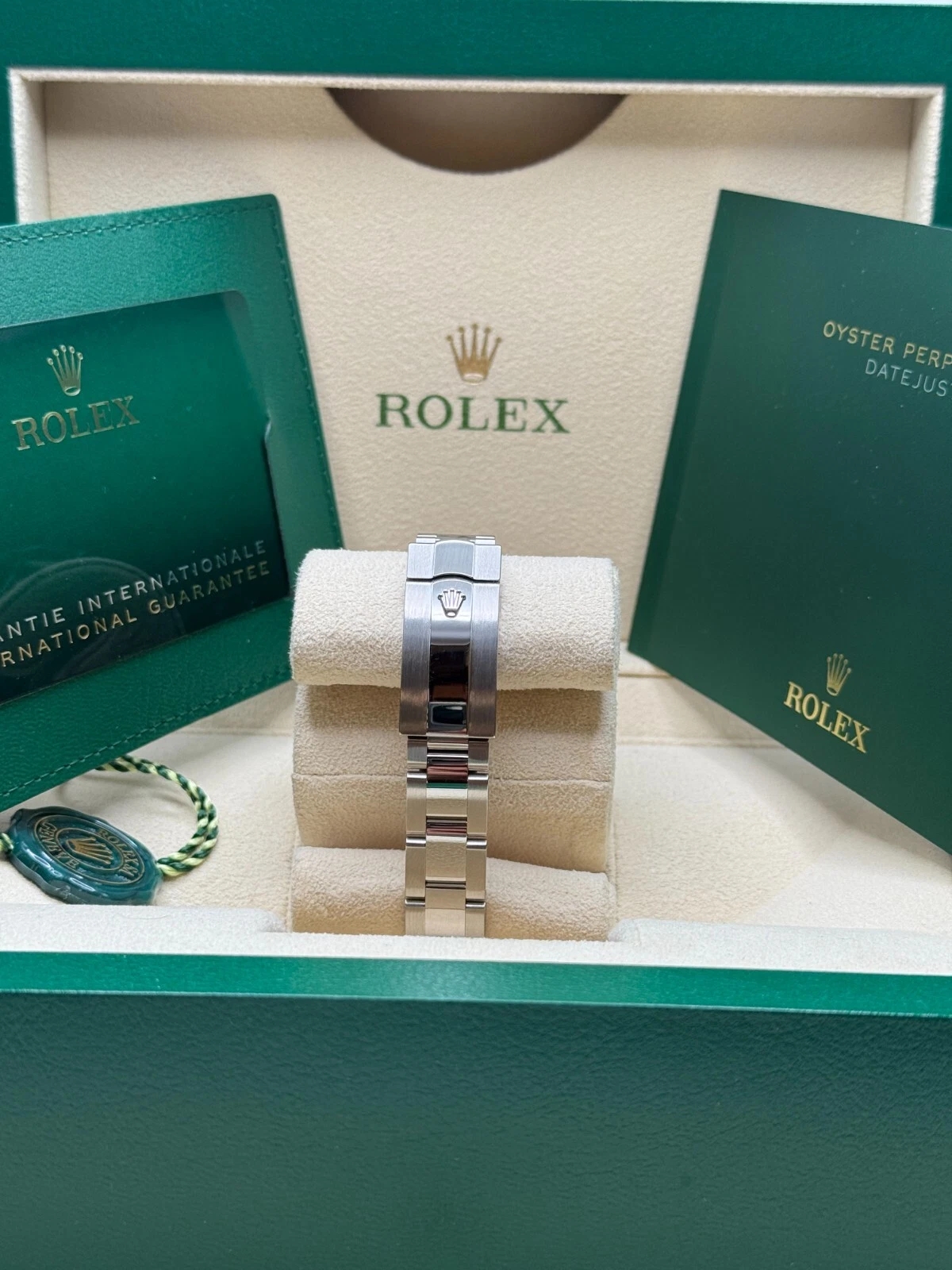 Rolex Lady-Datejust 28mm  m279160 Oyster Perpetual Silver Dial Oyster Bracelet