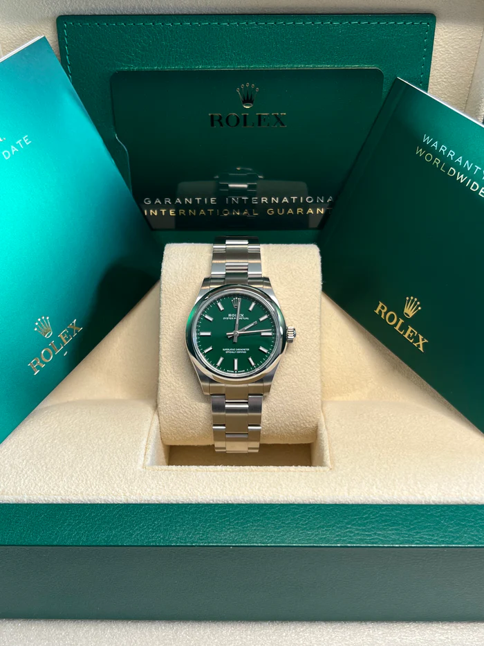 Rolex Oyster Perpetual 31mm 277200-0006 Green Dial Oyster Bracelet Watch