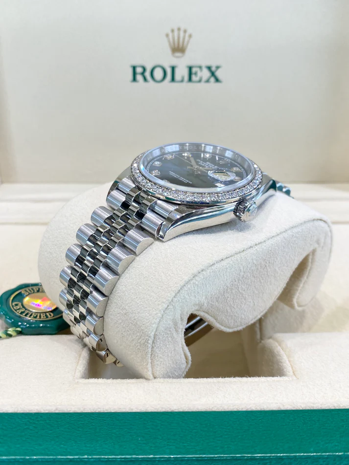 Rolex  Datejust 36mm 126284 Bright Blue Dial Jubilee Bracelet