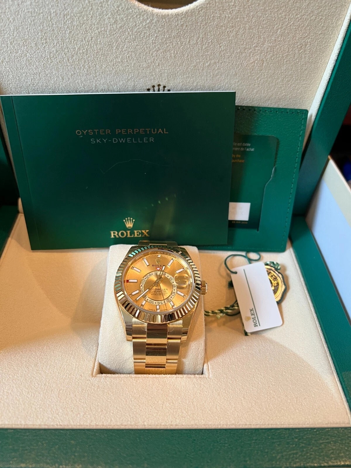 Rolex  Sky-Dweller 42mm 336938-0001 Yellow Gold Champagne Dial