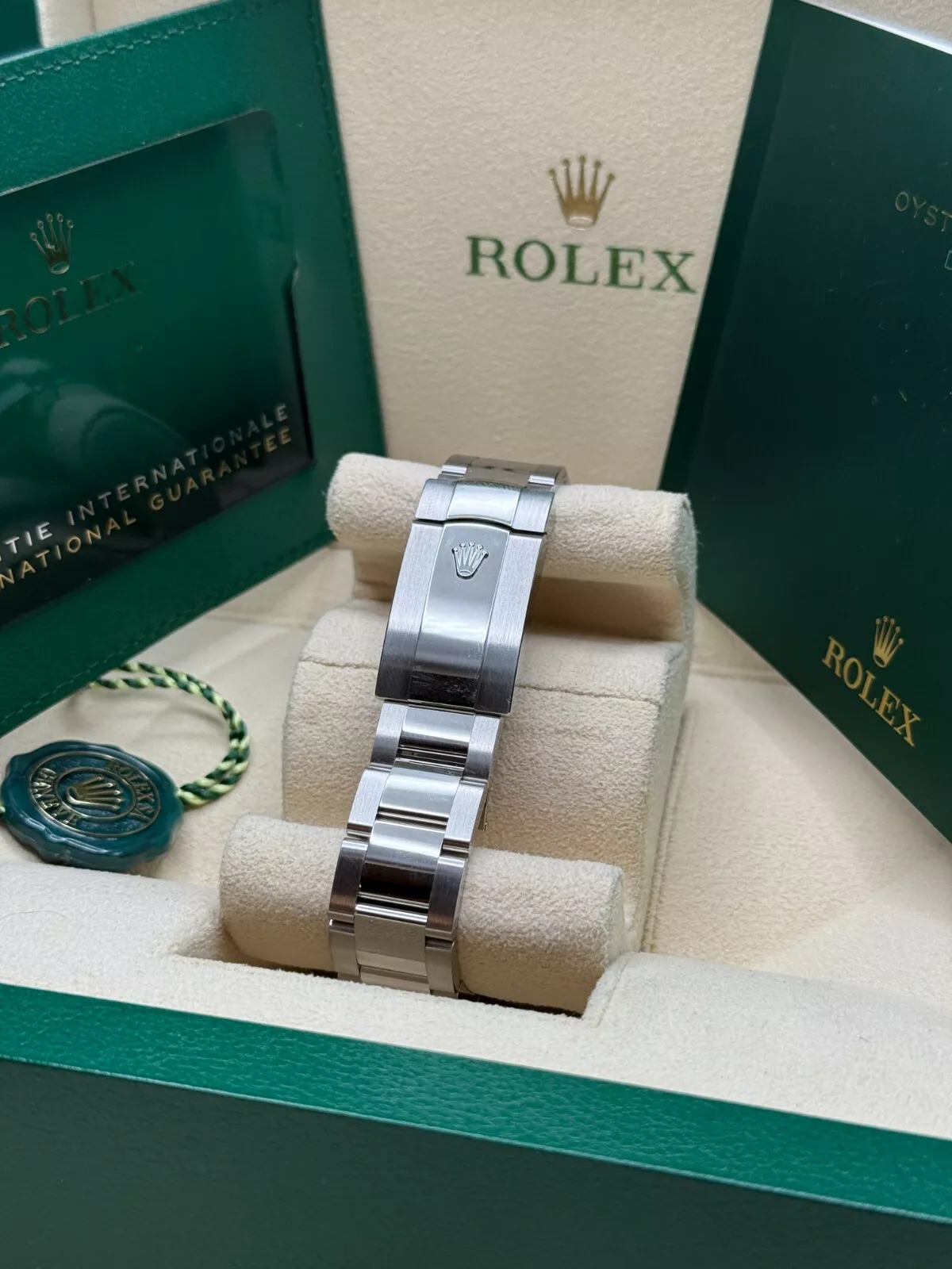 Rolex  Datejust 41mm 126334 Blue Diamond Oyster Stainless Steel Mens Watch