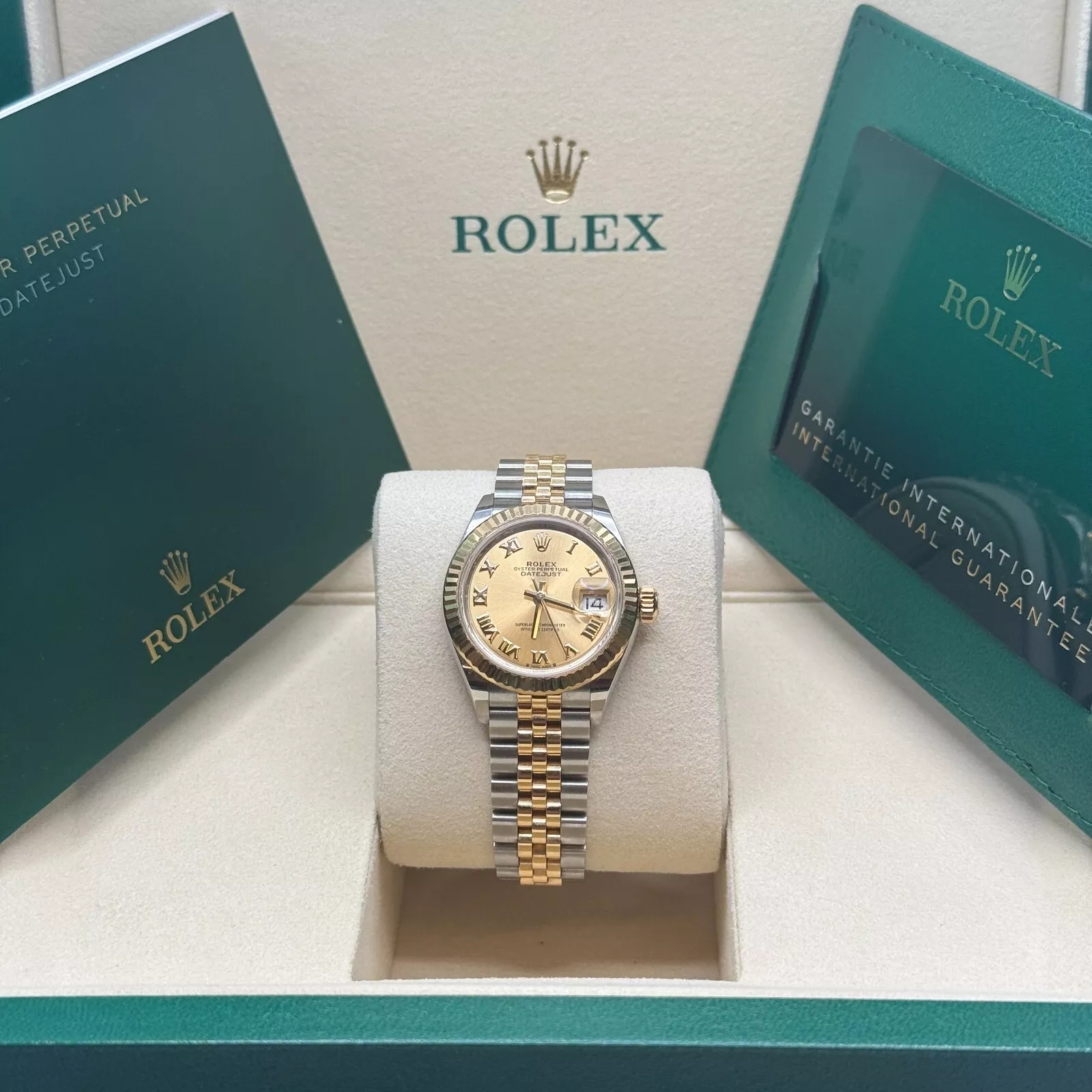 Rolex Lady-Datejust 28mm 279173 Champagne Roman Dial Oyster Bracelet