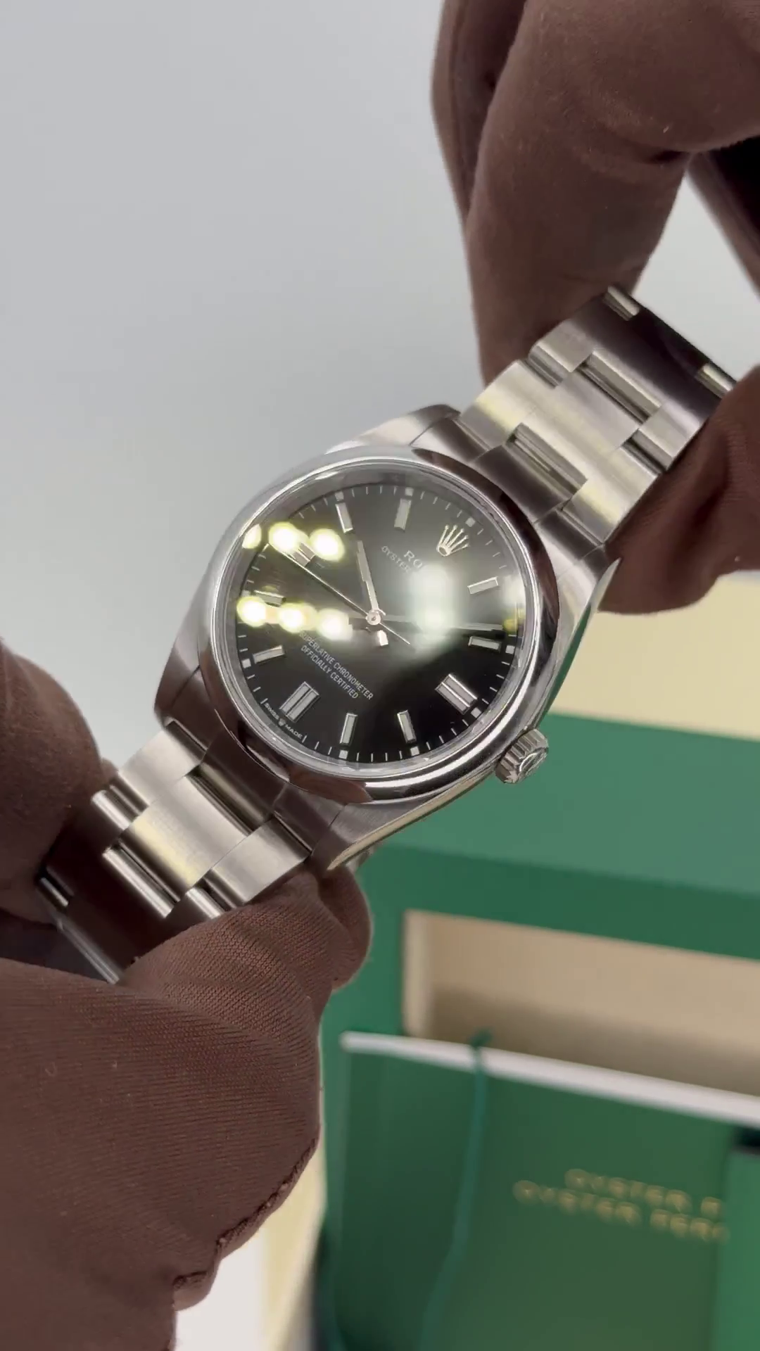 Rolex Oyster Perpetual 36mm 126000-0014 Black Dial Oyster Stainless Steel Bracelet