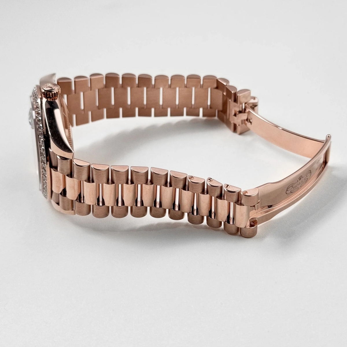 Rolex  Day-Date 40mm Eisenkiesel / Diamonds Dial 228345rbr-0016