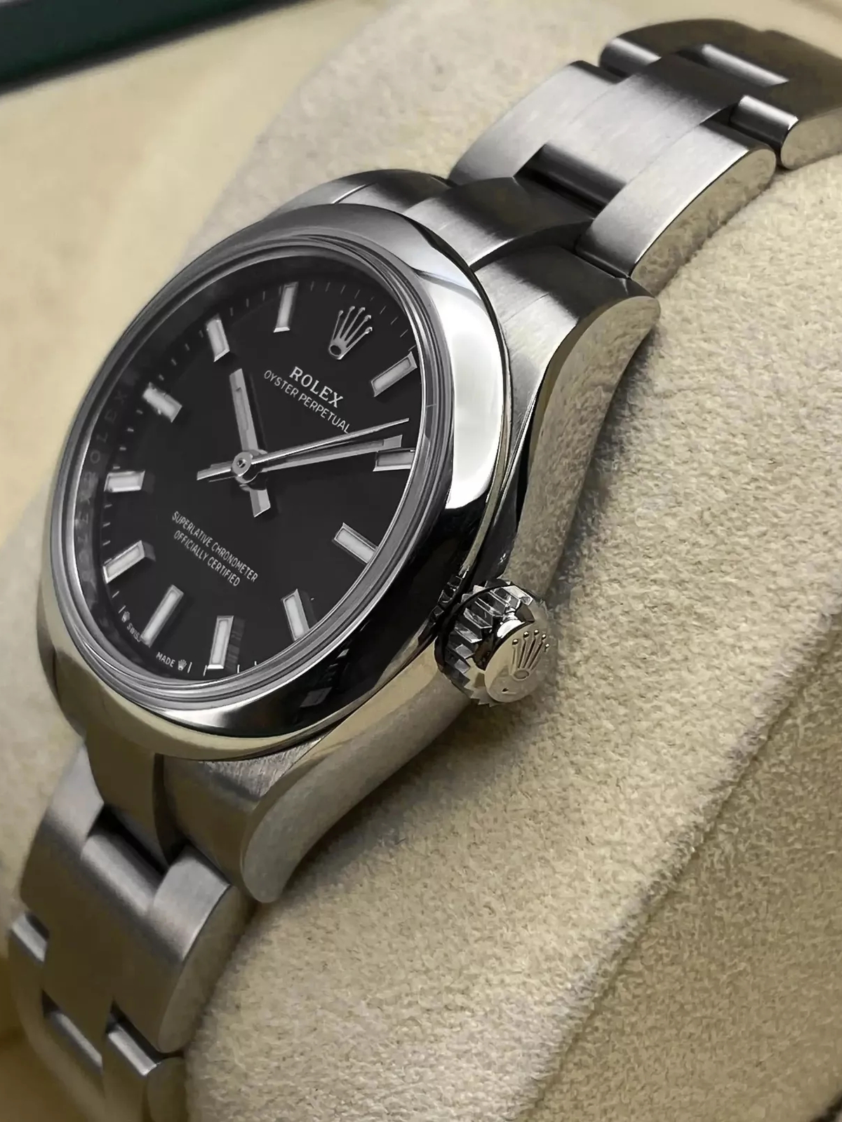 Rolex Oyster Perpetual 28mm 276200-0010 Black Dial Oyster Bracelet Watch