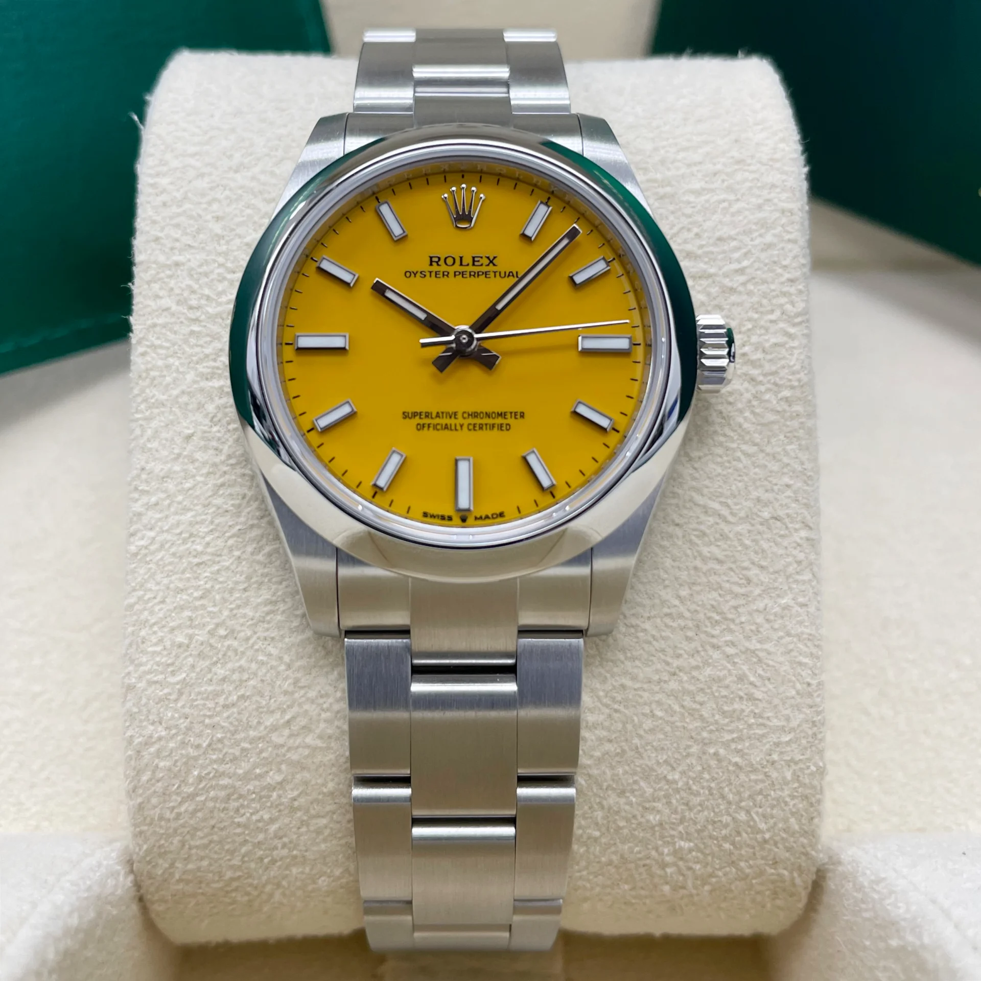 Rolex Oyster Perpetual 31mm 277200 Yellow Index