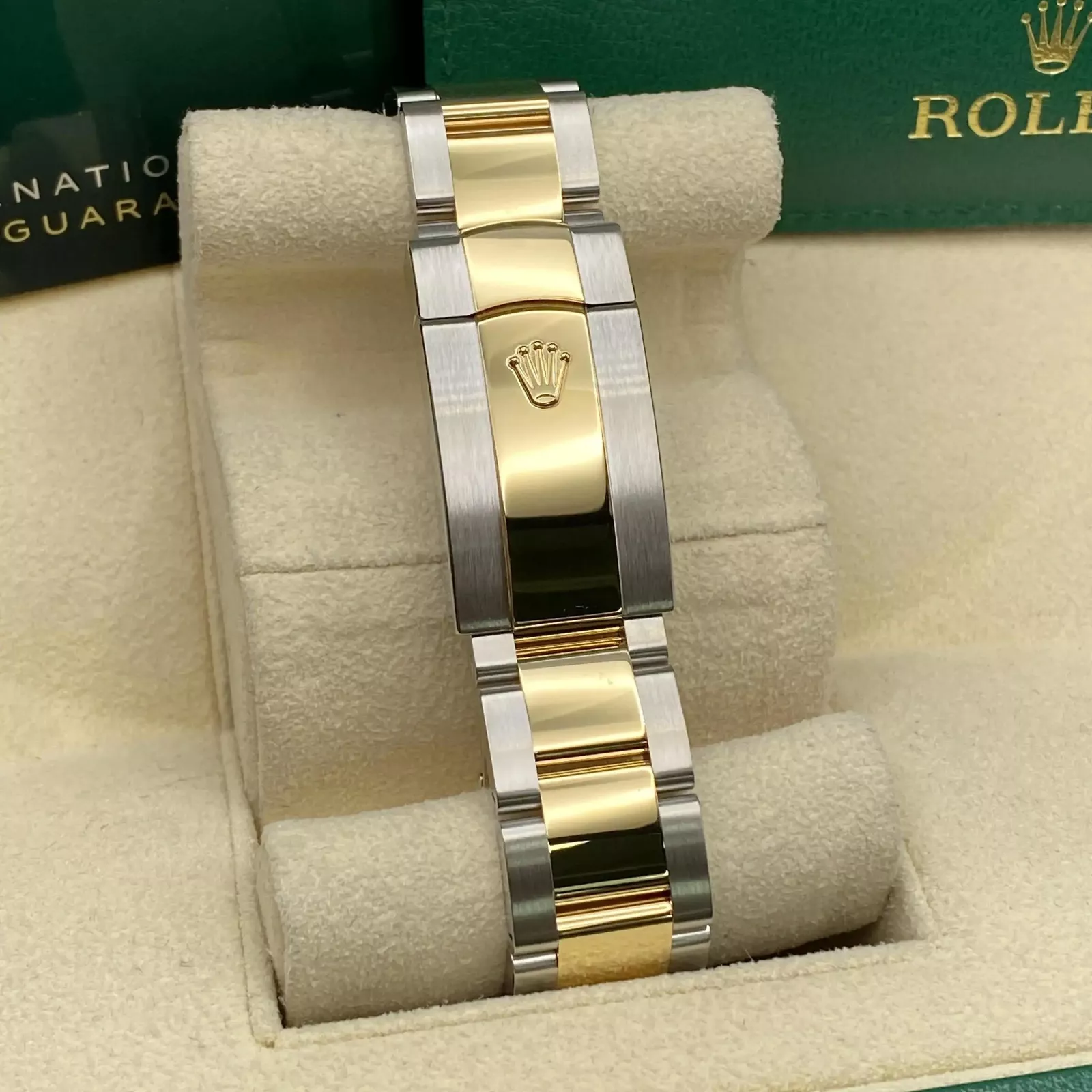 Rolex Datejust 41mm 126303 Champagne Index Oyster Steel and Yellow Gold Mens Watch