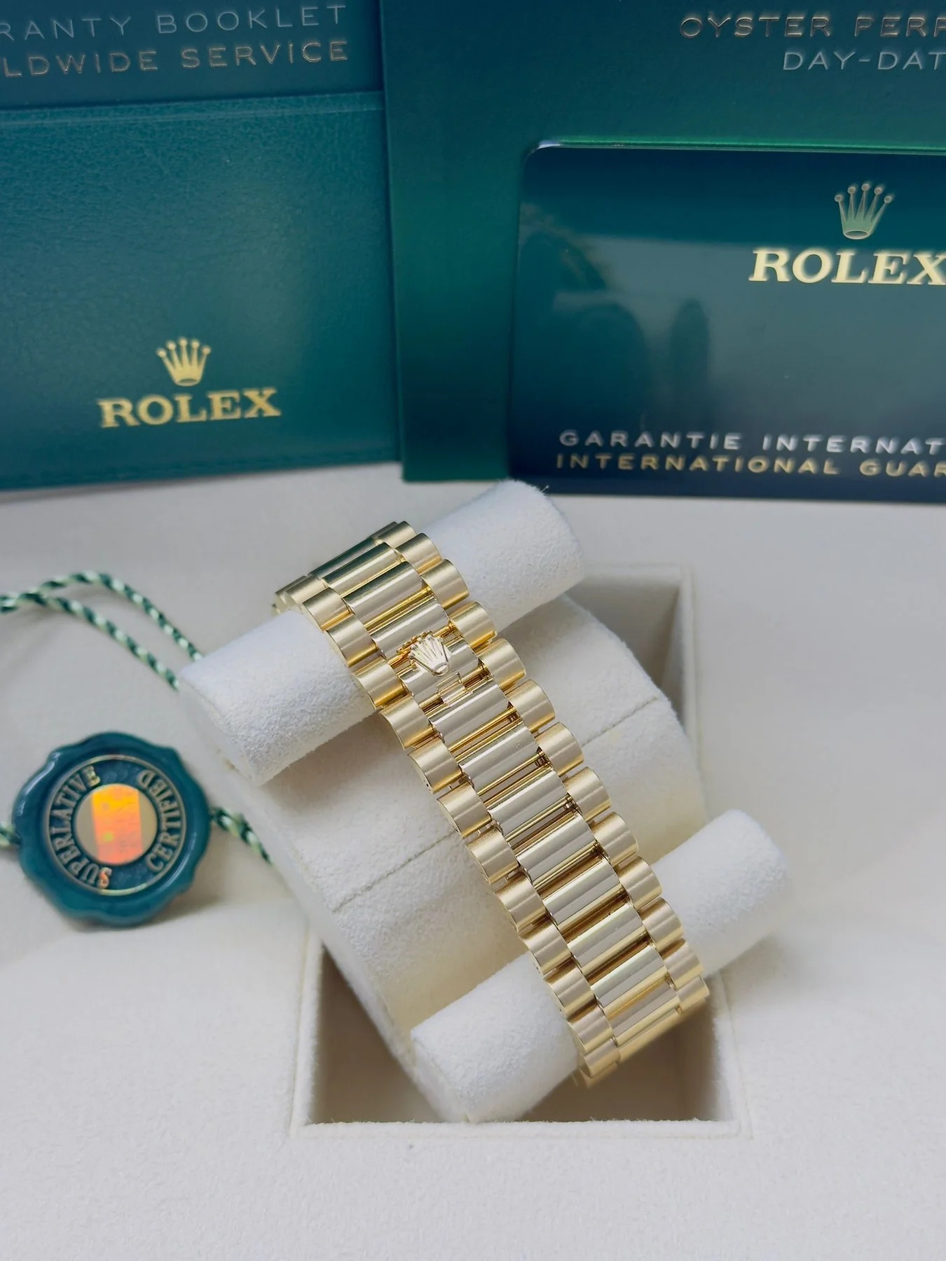 Rolex Yellow Gold President Day Date 40mm Diamond Pave Dial - 228238