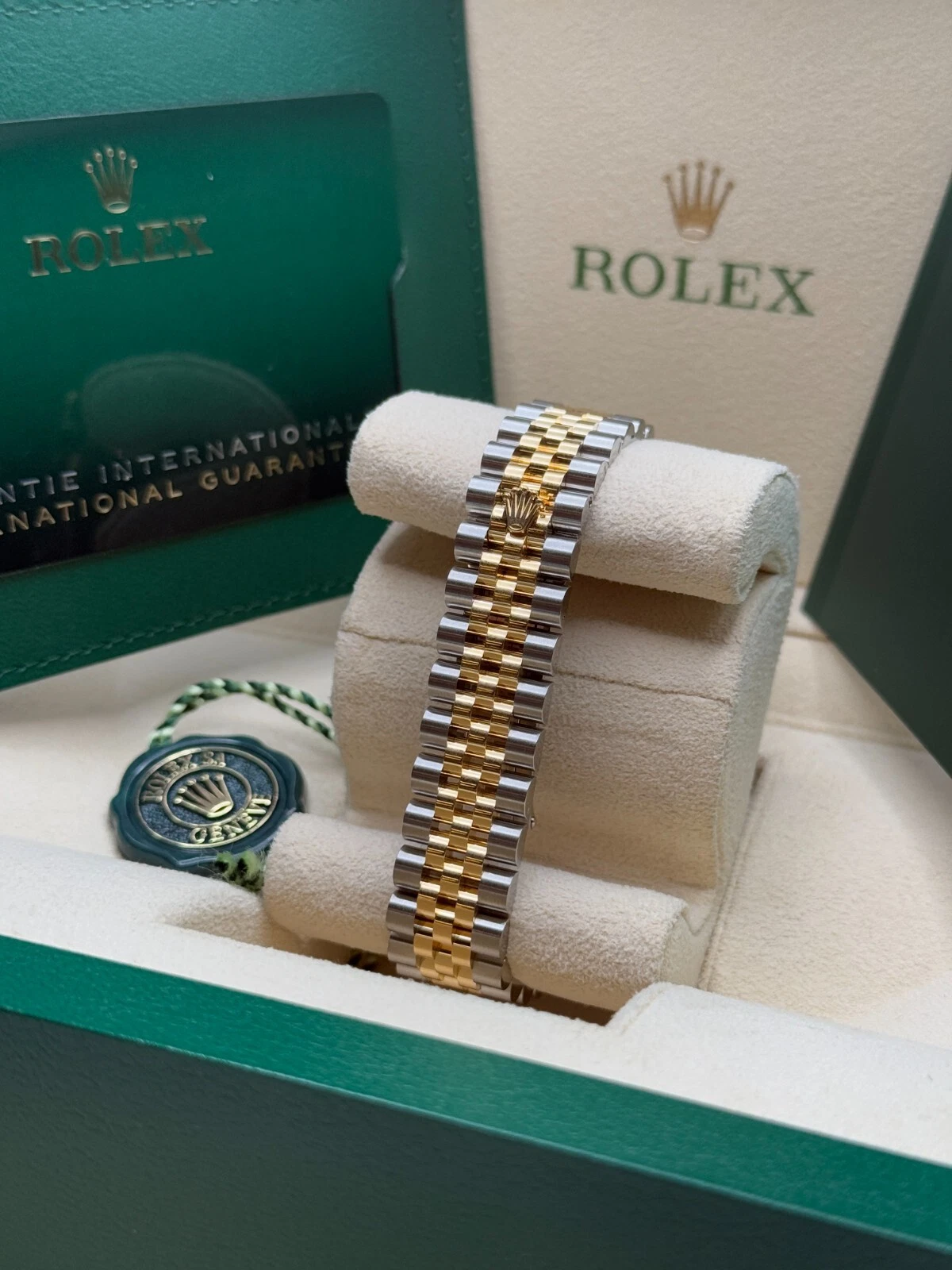 Rolex Datejust m278343-0001/0002 White Dial Yellow Rolesor Oyster Watch