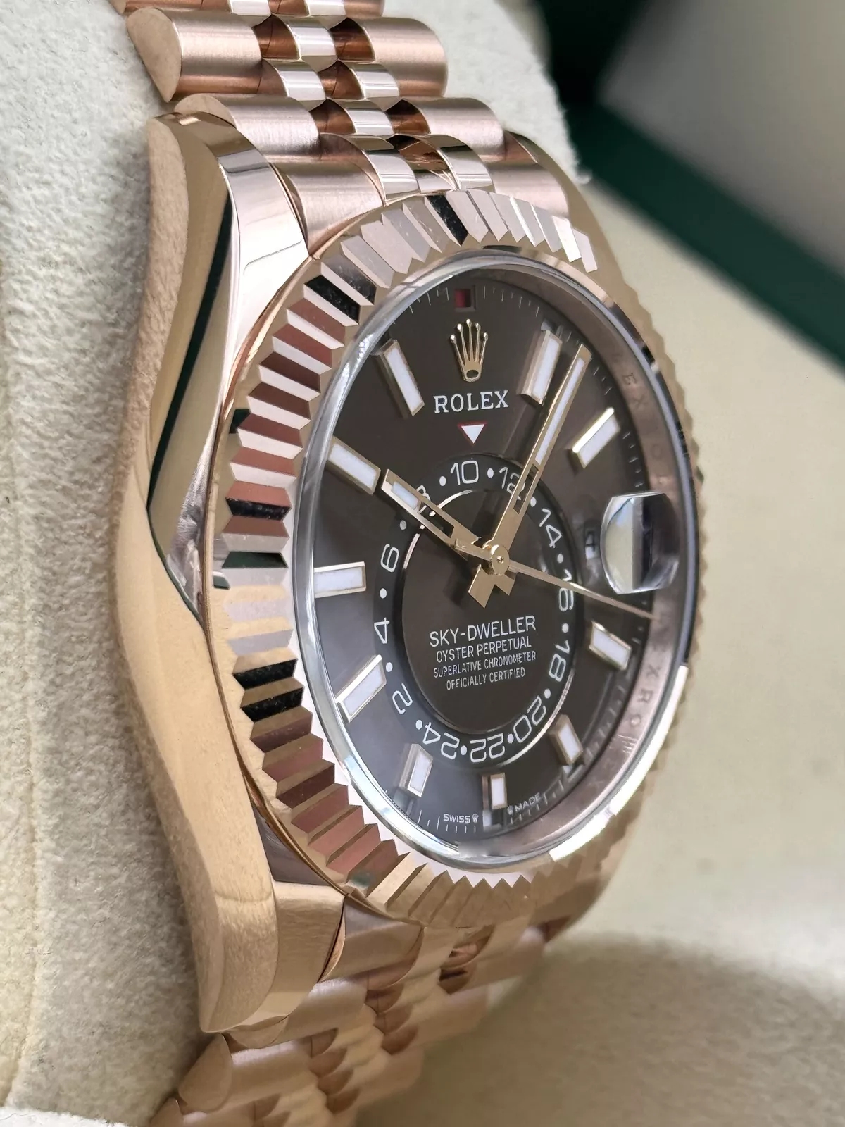 Rolex  Sky-Dweller 42mm 336935-0008 Rose Gold Rhodium Dial Oyster