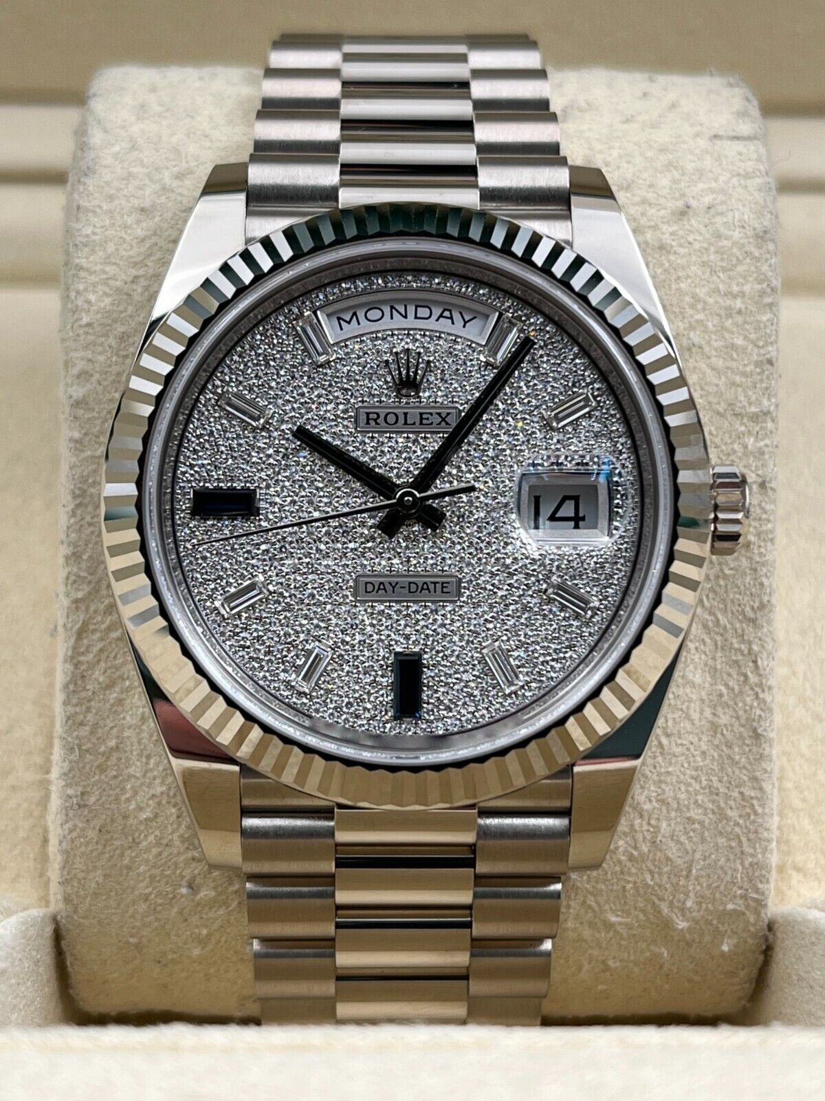 Rolex  Day-Date 228236-0009 Diamonds & Sapphires Dial
