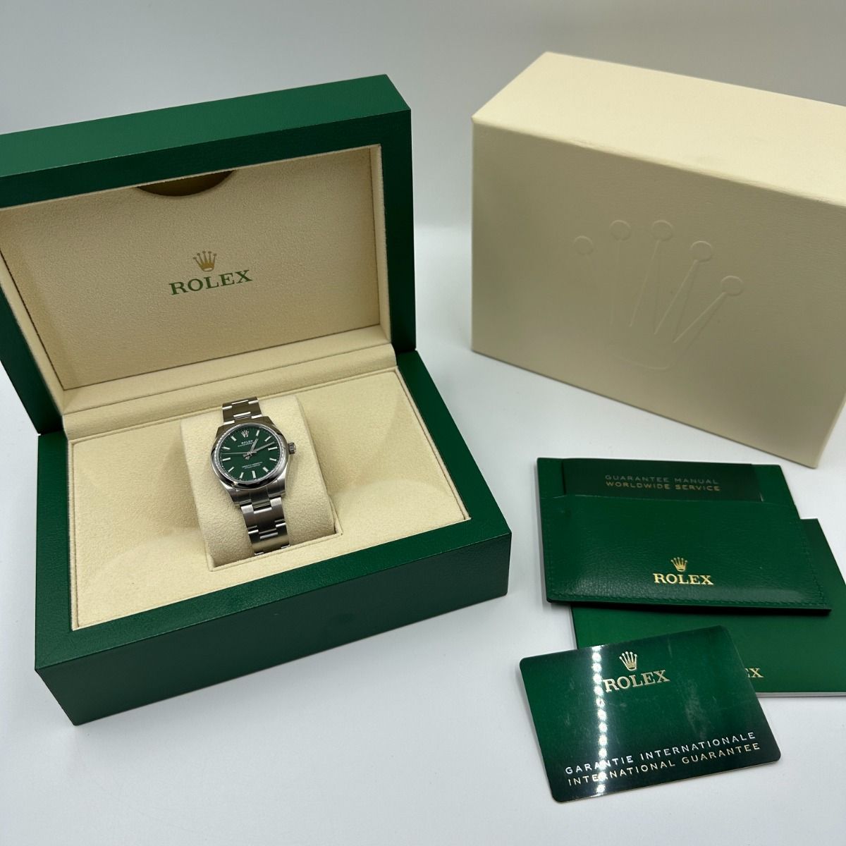 Rolex Oyster Perpetual 31mm 277200-0006 Green Dial Oyster Bracelet Watch