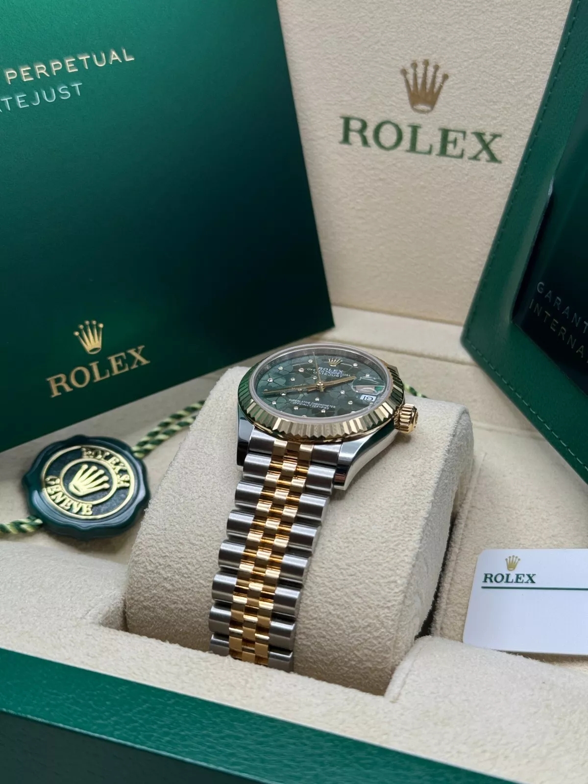 Rolex Datejust m278273-0031/0032 31mm Olive Green Floral Motif Dial Stainless Steel and Yellow Gold Oyster Watch
