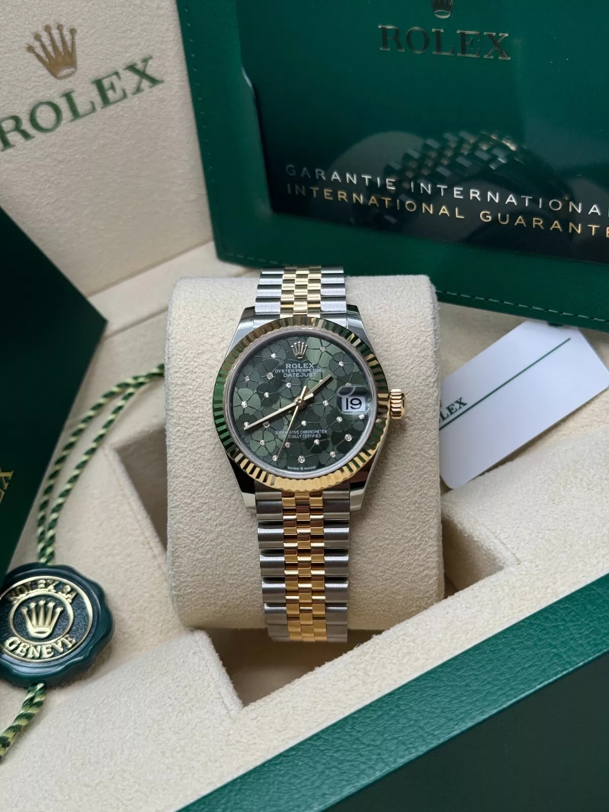 Rolex Datejust m278273-0031/0032 31mm Olive Green Floral Motif Dial Stainless Steel and Yellow Gold Oyster Watch