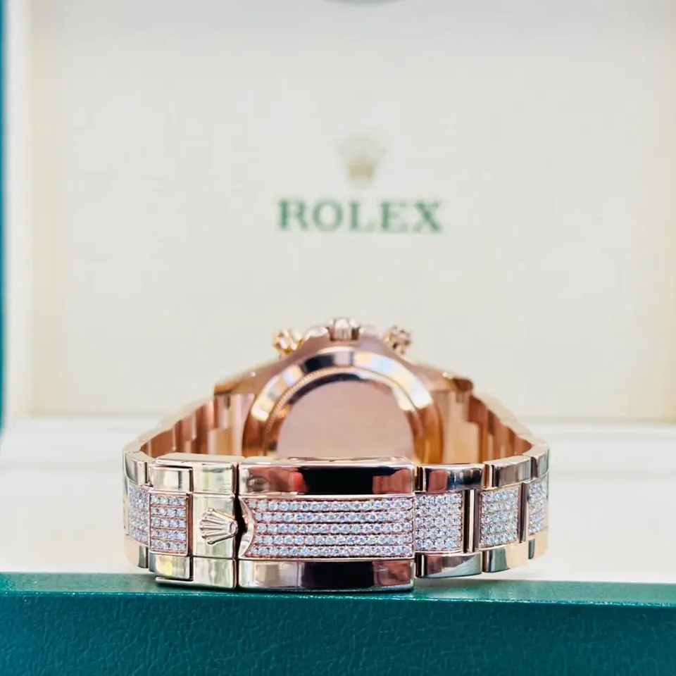 Diamond Rolex Cosmograph Daytona 116505 Custom Rainbow Diamond 18K Rose Gold 40mm