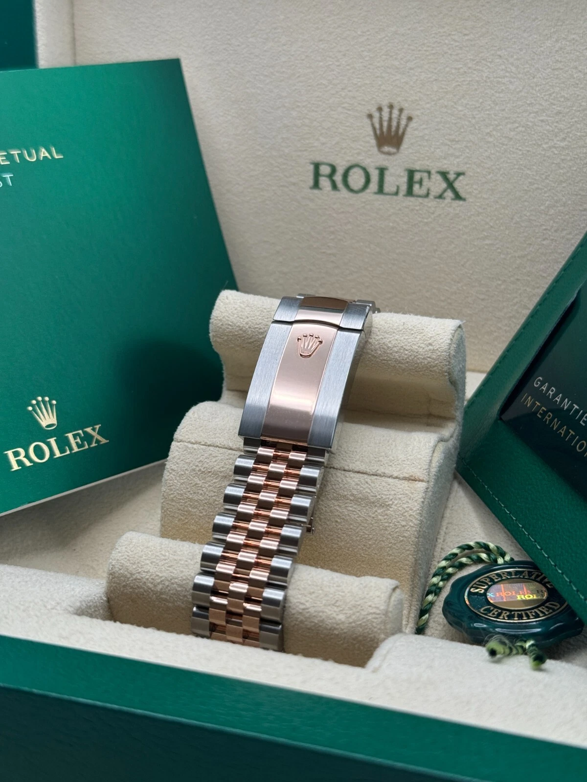 Rolex  Datejust 36mm 126231 Mother-of-Pearl Dial Jubilee Bracelet
