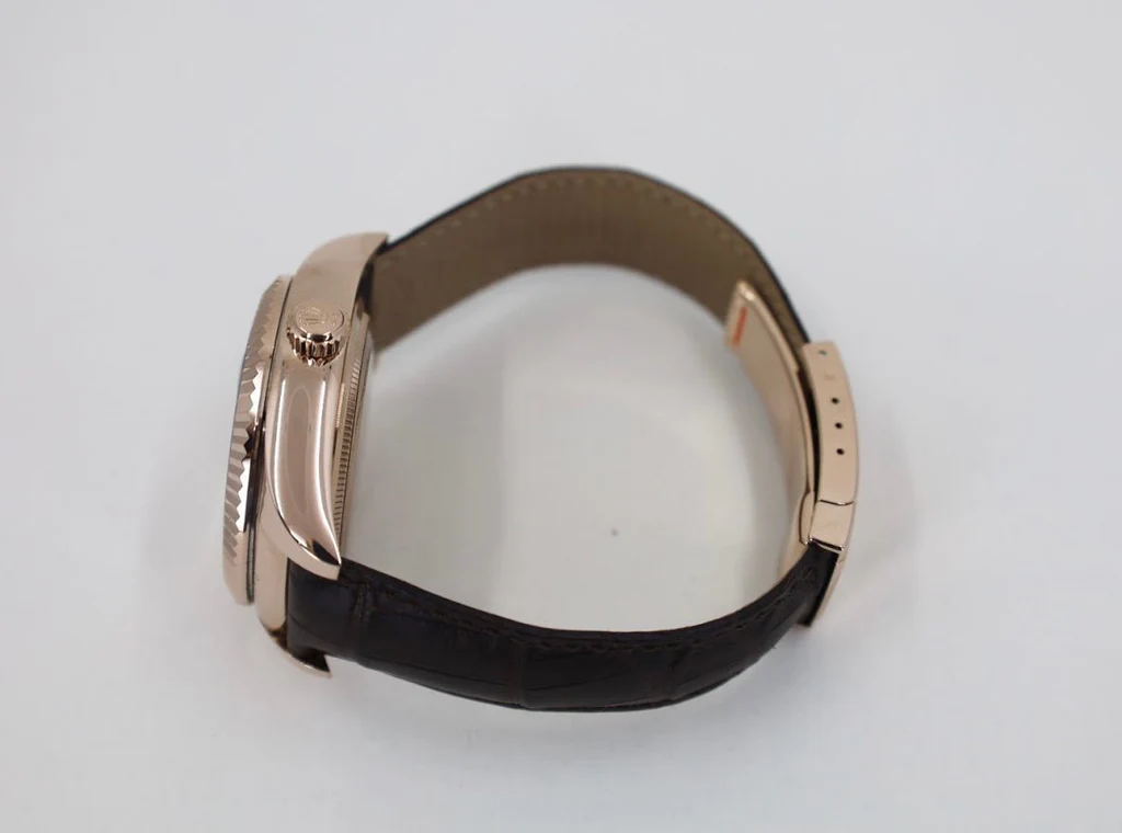 Rolex  Sky-Dweller 326135-0008 42mm