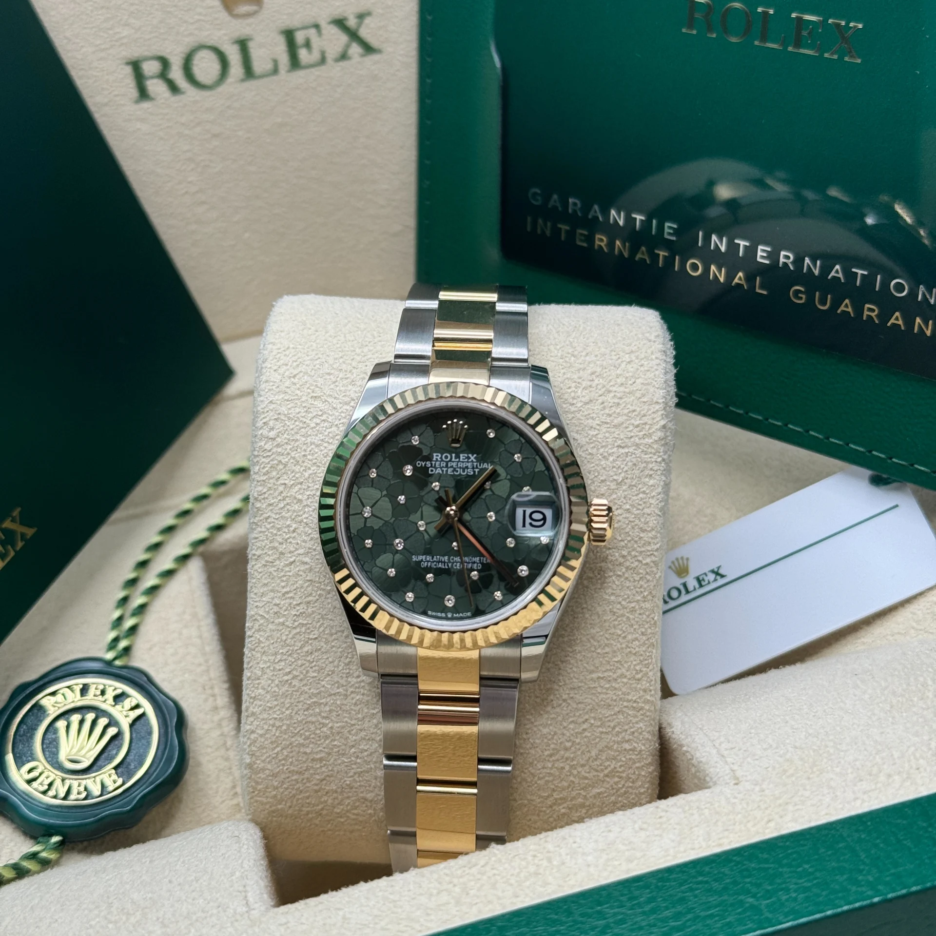 Rolex Datejust m278273-0031/0032 31mm Olive Green Floral Motif Dial Stainless Steel and Yellow Gold Oyster Watch