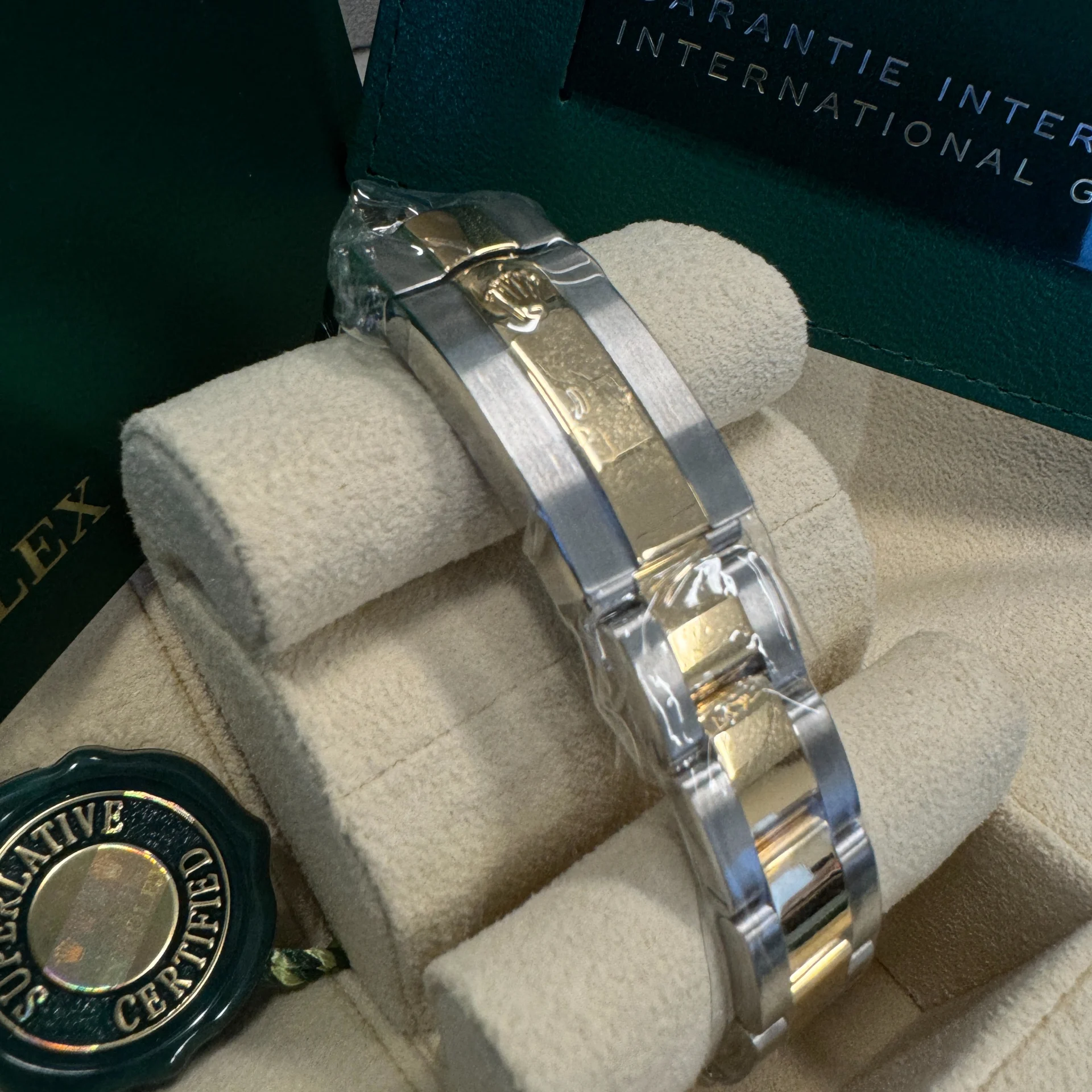 Rolex Lady-Datejust 28mm 279173 Silver Index Dial Oyster Bracelet