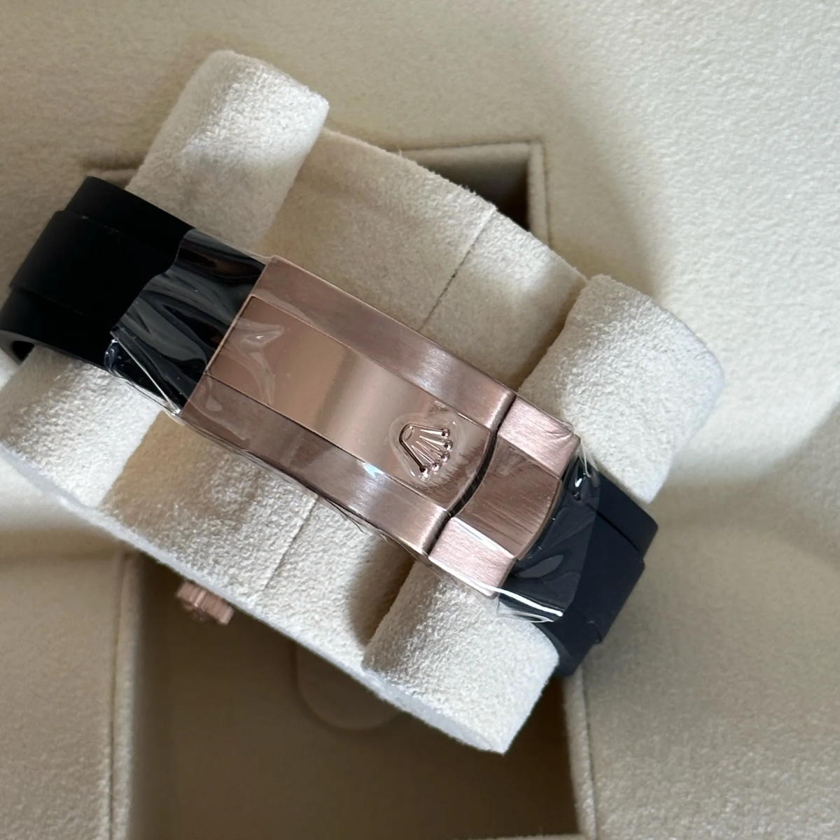 Rolex  Sky-Dweller 42mm Rose Gold Chocolate Dial Oysterflex - 336235