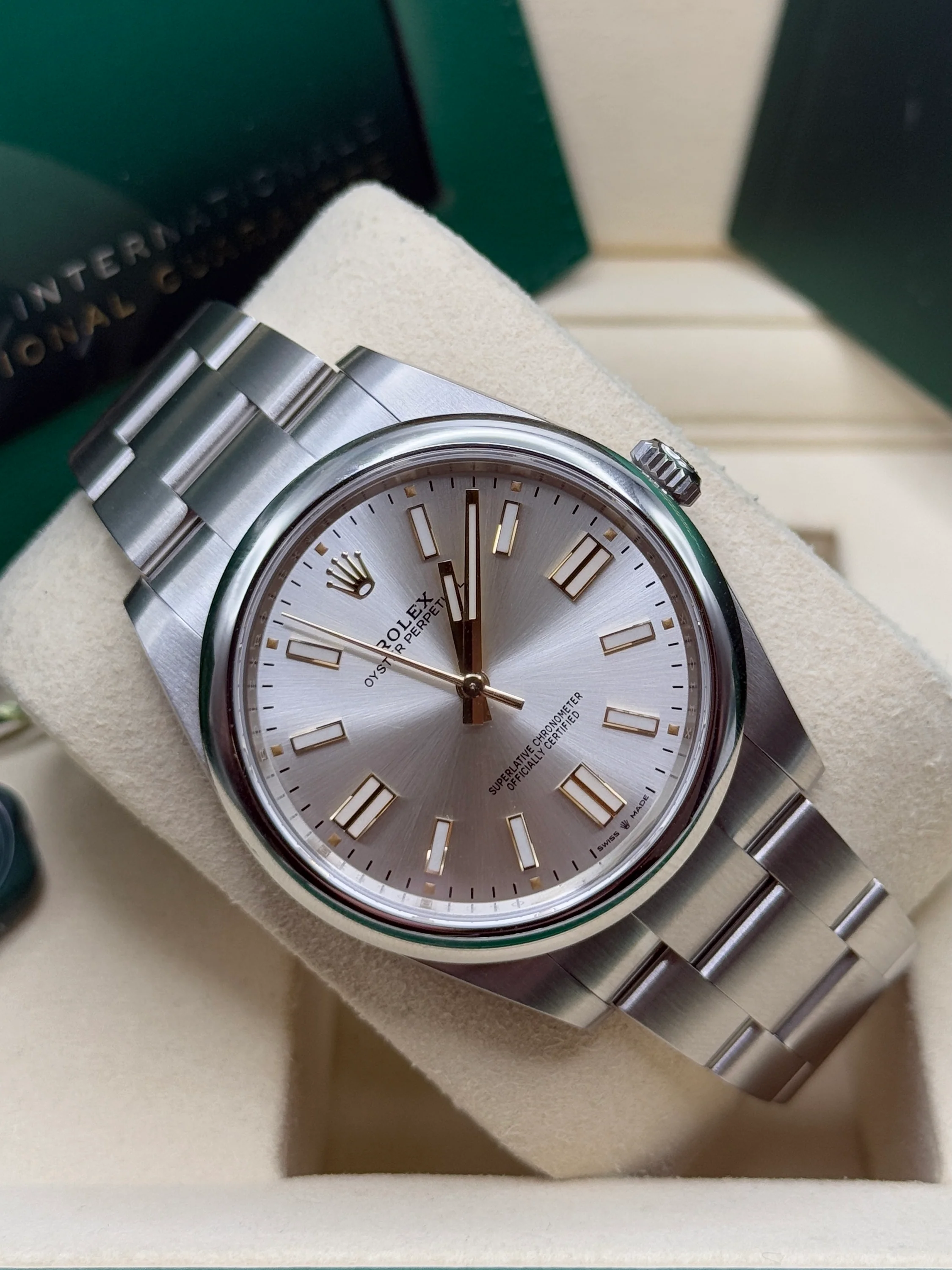 Rolex Oyster Perpetual 41mm 124300-0001 Stainless Steel Silver Index Dial Watch