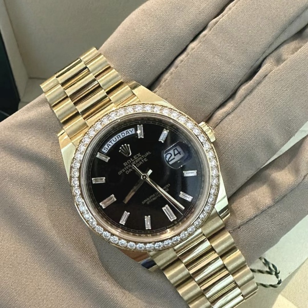 Rolex Day-Date 40mm Black Diamond Dial and Diamond Bezel Yellow Gold President Bracelet  228348RBR-0001
