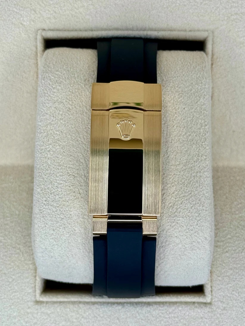 Rolex  Sky-Dweller 42mm 336238-0001 Yellow Gold Champagne Dial Oysterflex