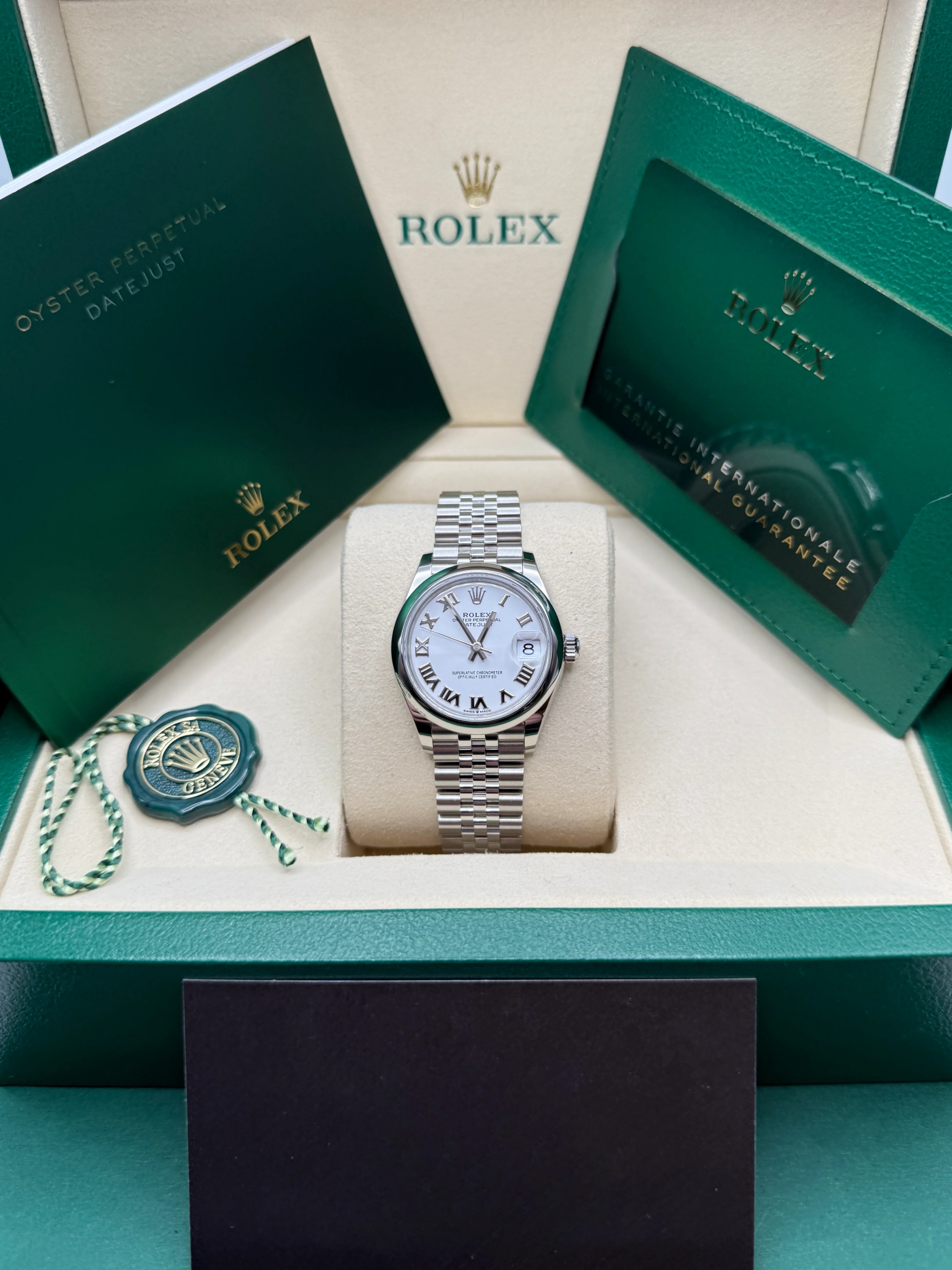 Rolex Datejust m278240-0003/0004 31mm White Roman Domed Bezel Oyster Oystersteel