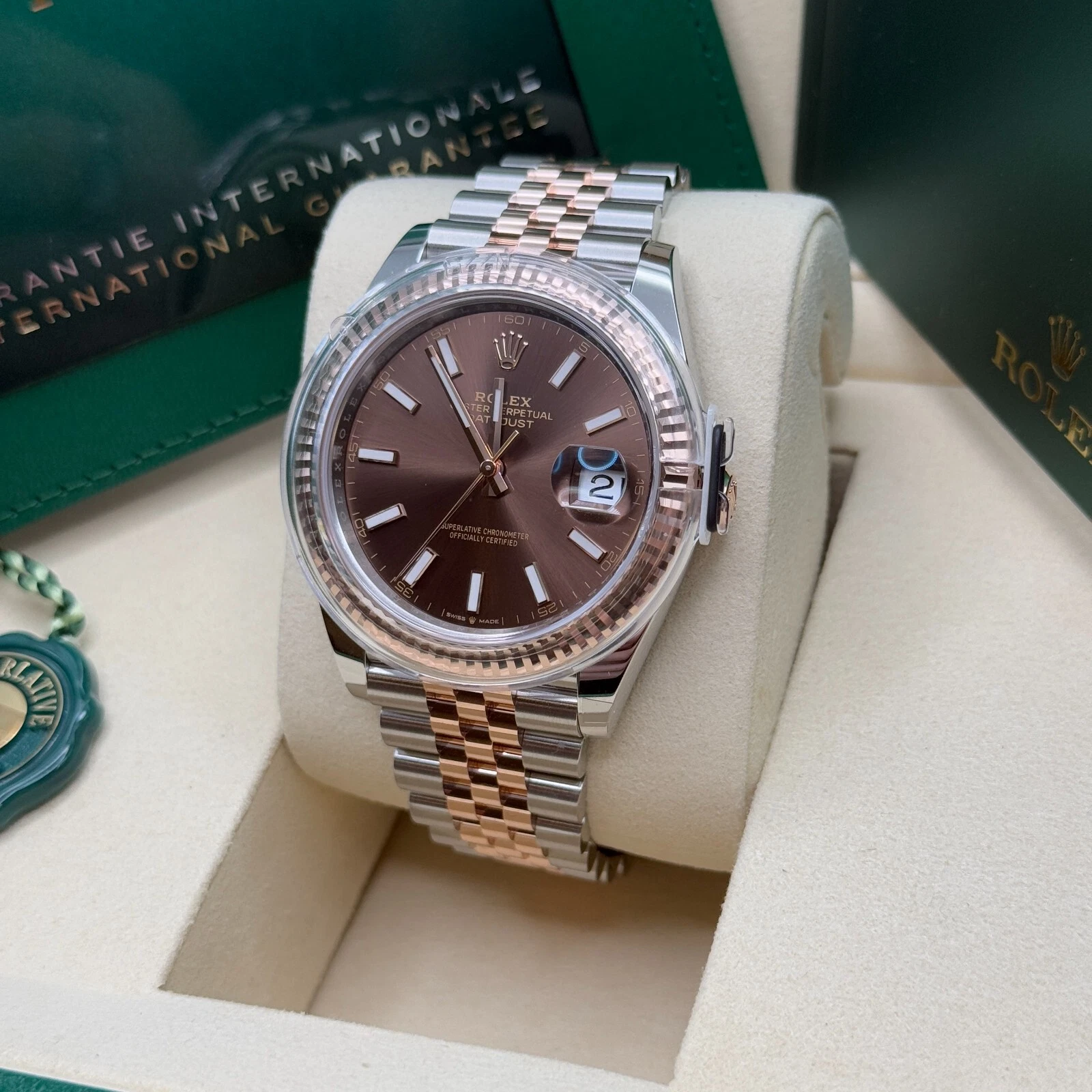Rolex Datejust 41mm 126331 Chocolate Index Jubilee Steel and Everose Gold Watch