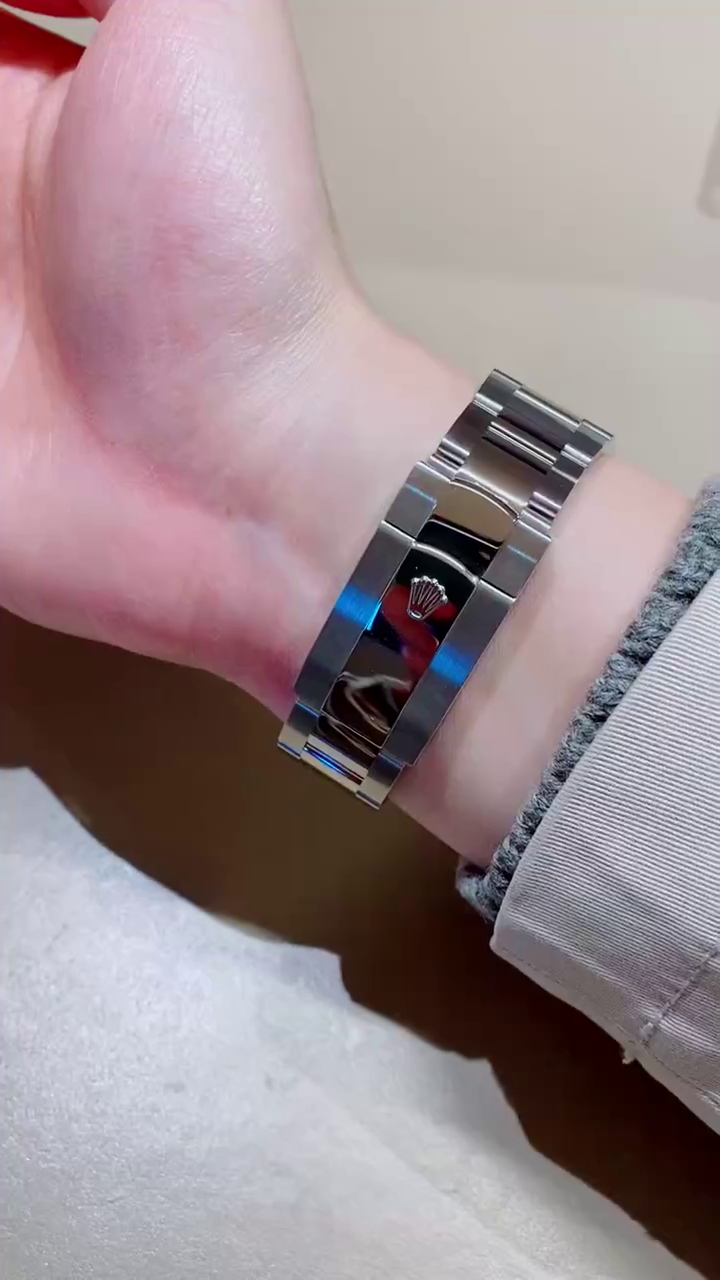 Rolex  Sky-Dweller 42mm 336934-0005 Stainless Steel Blue Dial Jubilee