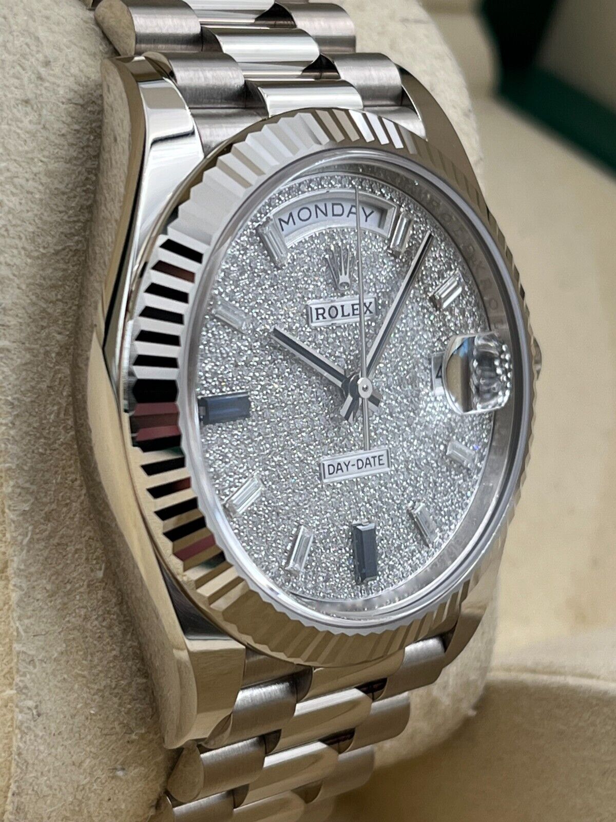 Rolex  Day-Date 228236-0009 Diamonds & Sapphires Dial