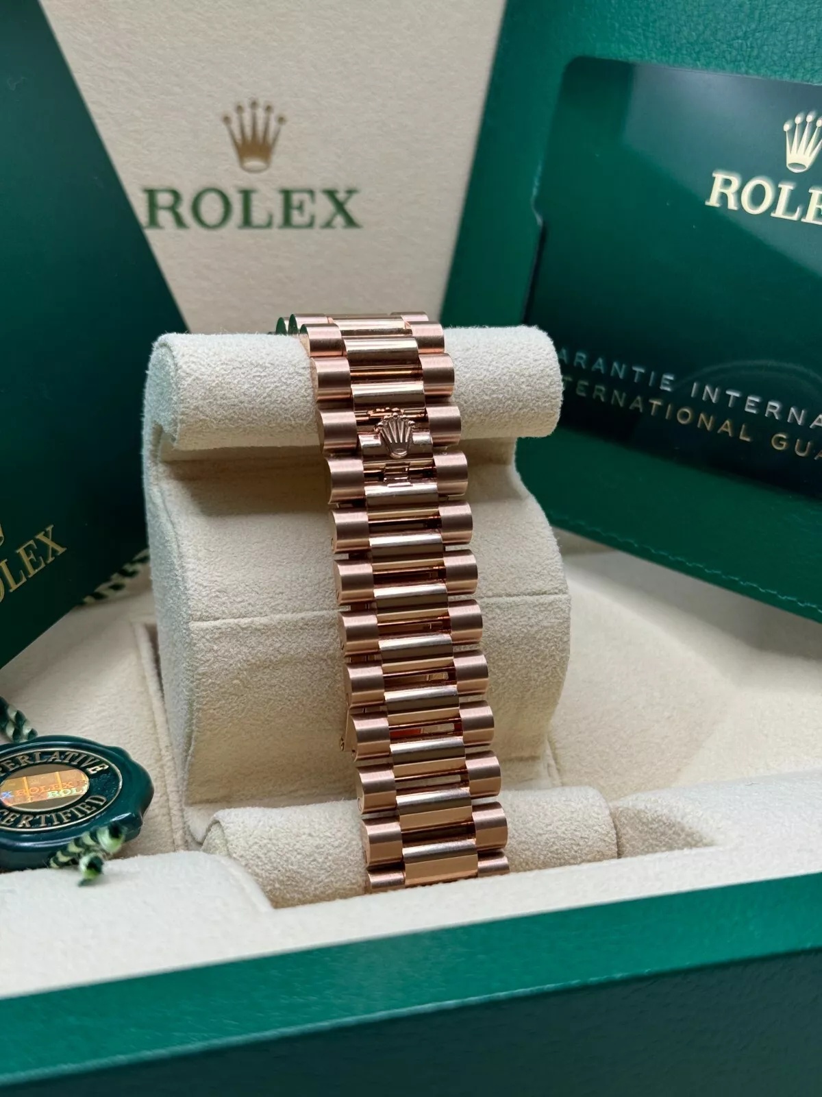 Rolex  Day-Date 40mm Sundust Diamonds Dial 228345rbr-0007