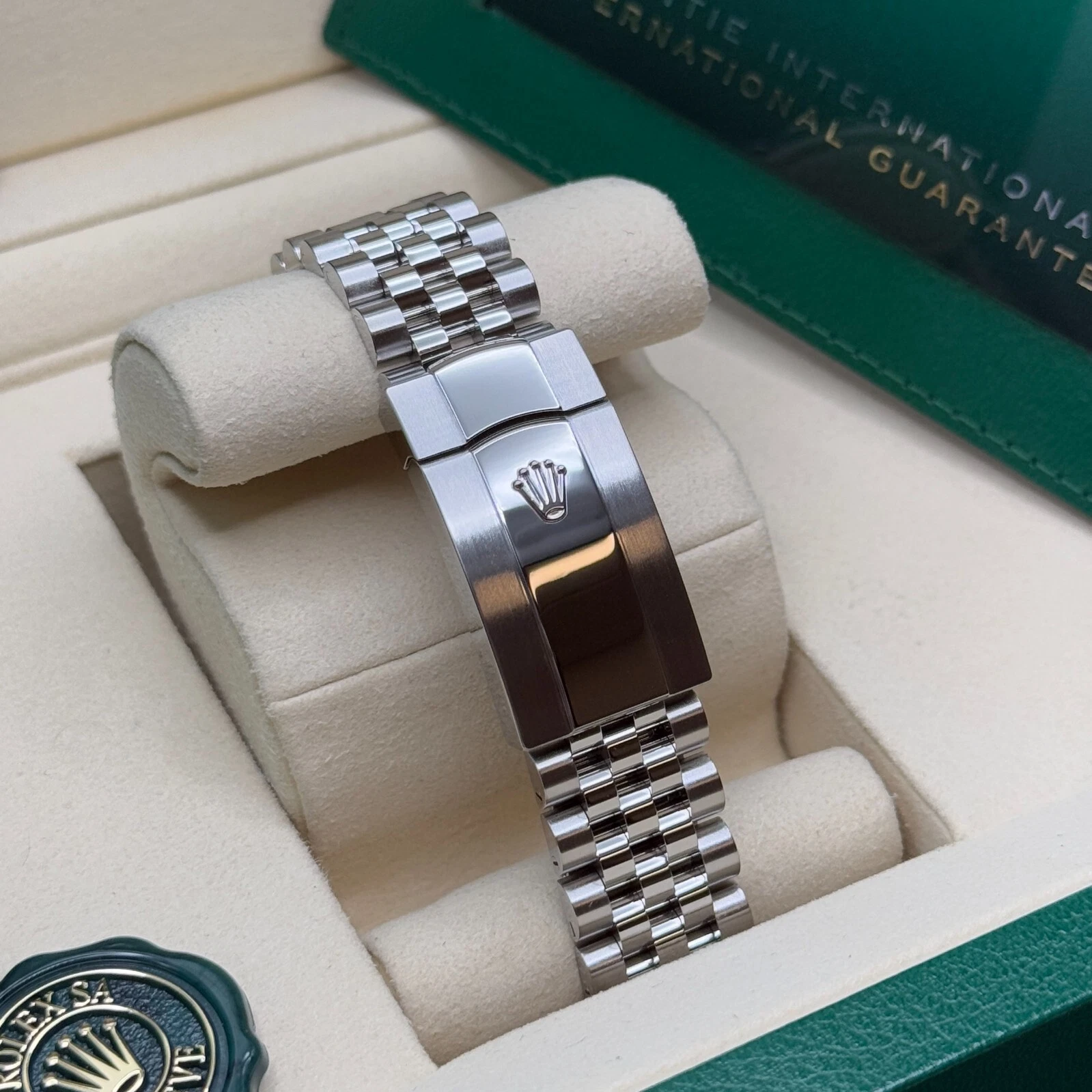 Rolex  Datejust 36mm 126200 Oyster Perpetual Wimbledon Dial Jubilee Stainless Steel