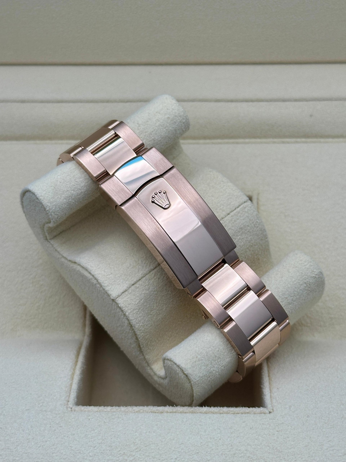 Rolex  Sky-Dweller 42mm 336935-0002 Rose Gold Chocolate Dial