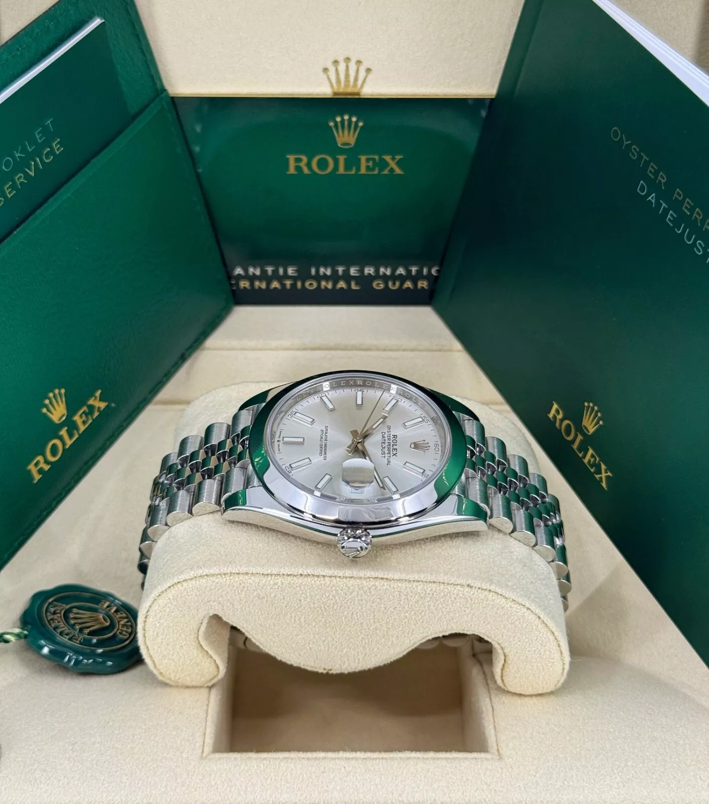 Rolex Datejust 41mm 126300 Silver Index Jubilee Stainless Steel Watch