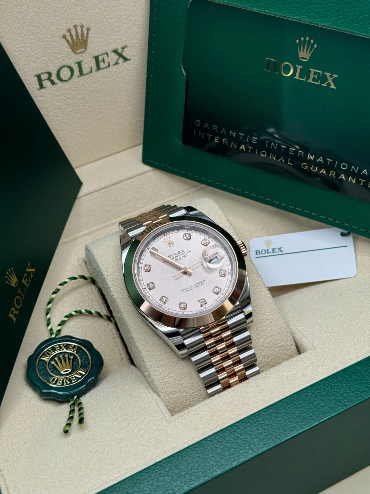 Rolex Datejust 41mm 126301 Sundust Diamond Jubilee Steel and Everose Gold Watch