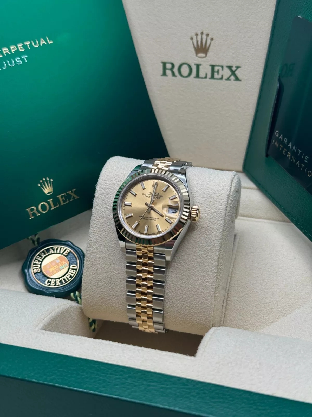 Rolex Lady-Datejust 28mm 279173 Champagne Index Dial Oyster Bracelet