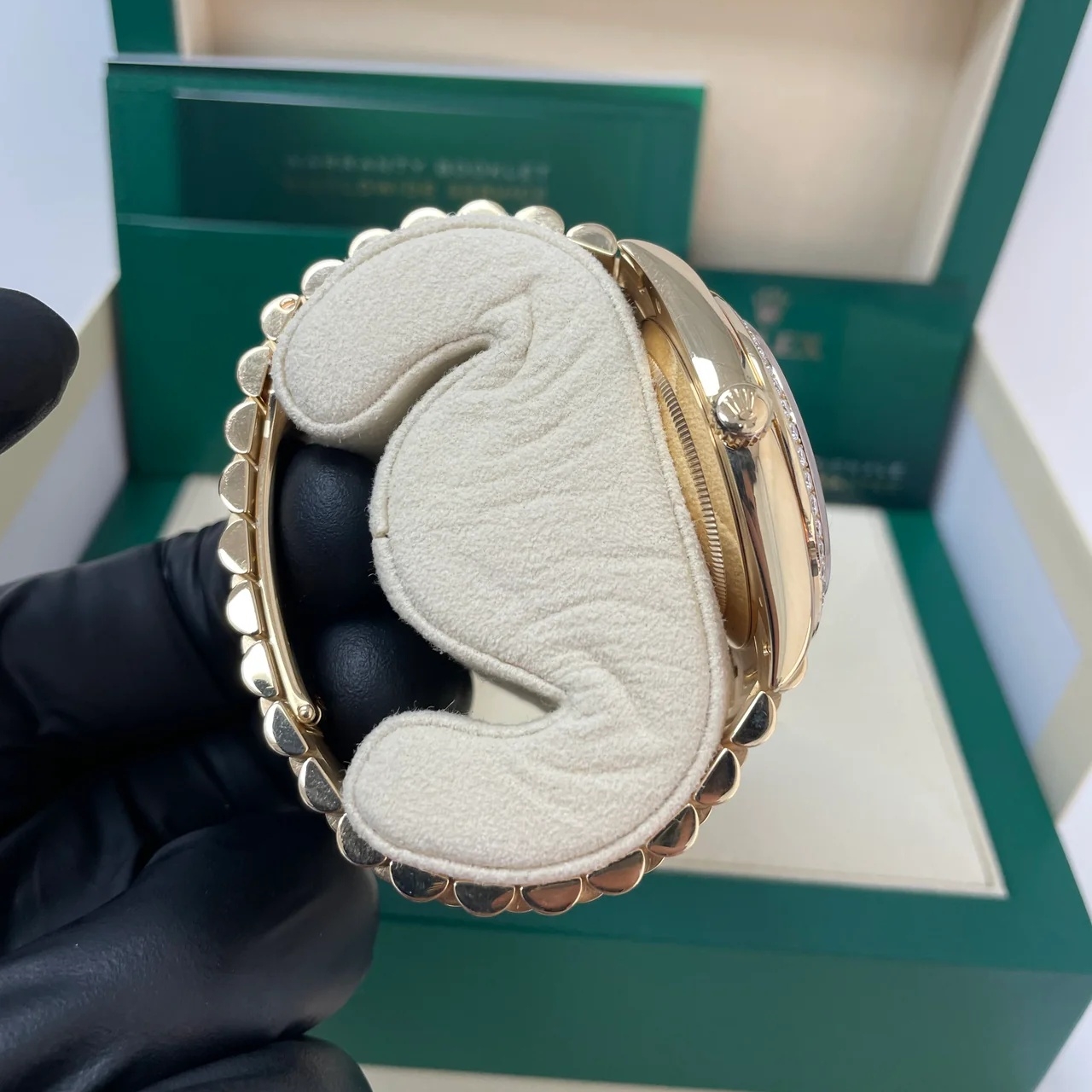 Rolex Day-Date 40mm Champaign Dial and Diamond Bezel Yellow Gold President Bracelet 228348RBR-0008