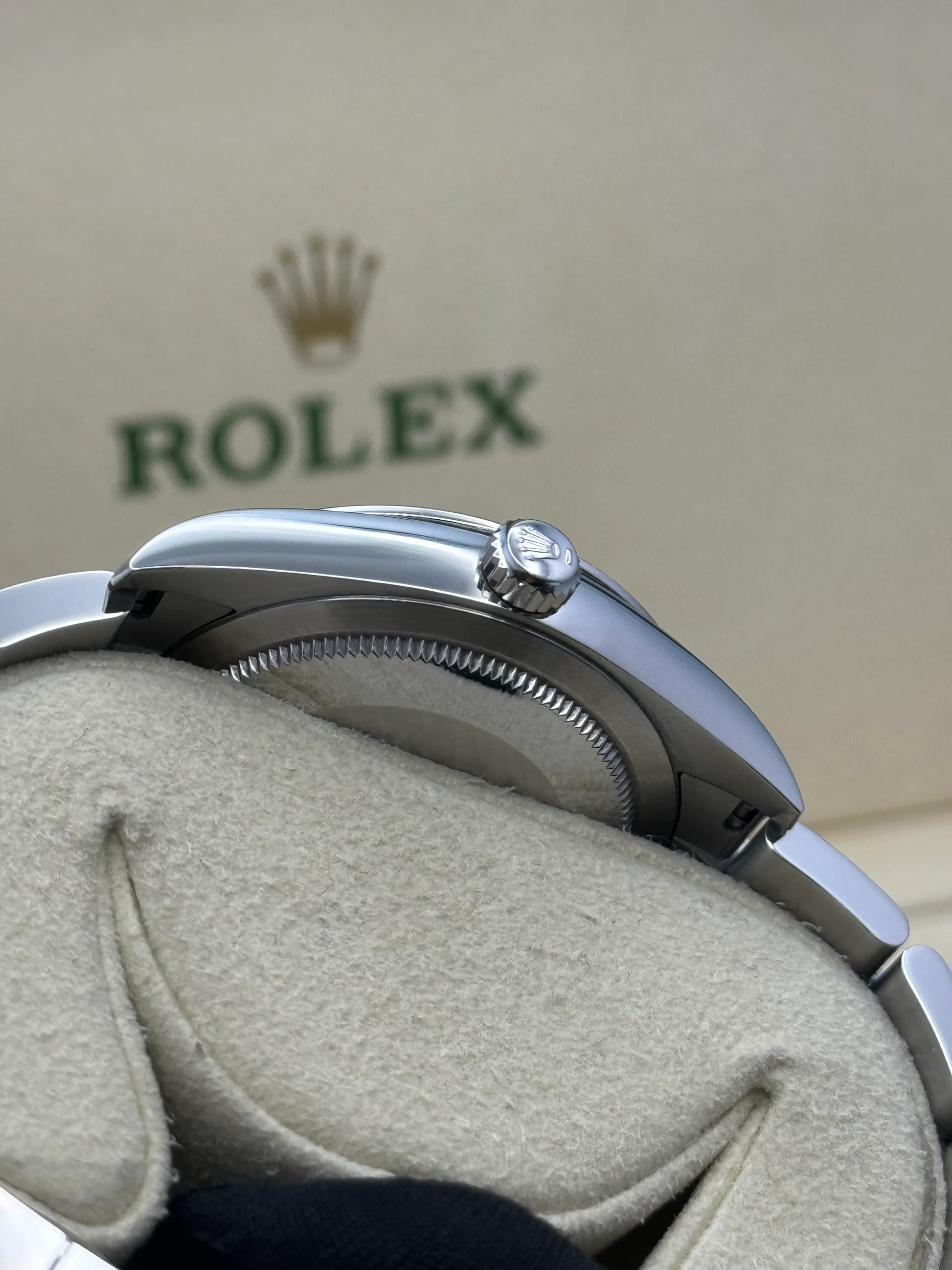 Rolex Oyster Perpetual 34mm 124200 Black Dial Oyster Stainless Steel Bracelet Watch