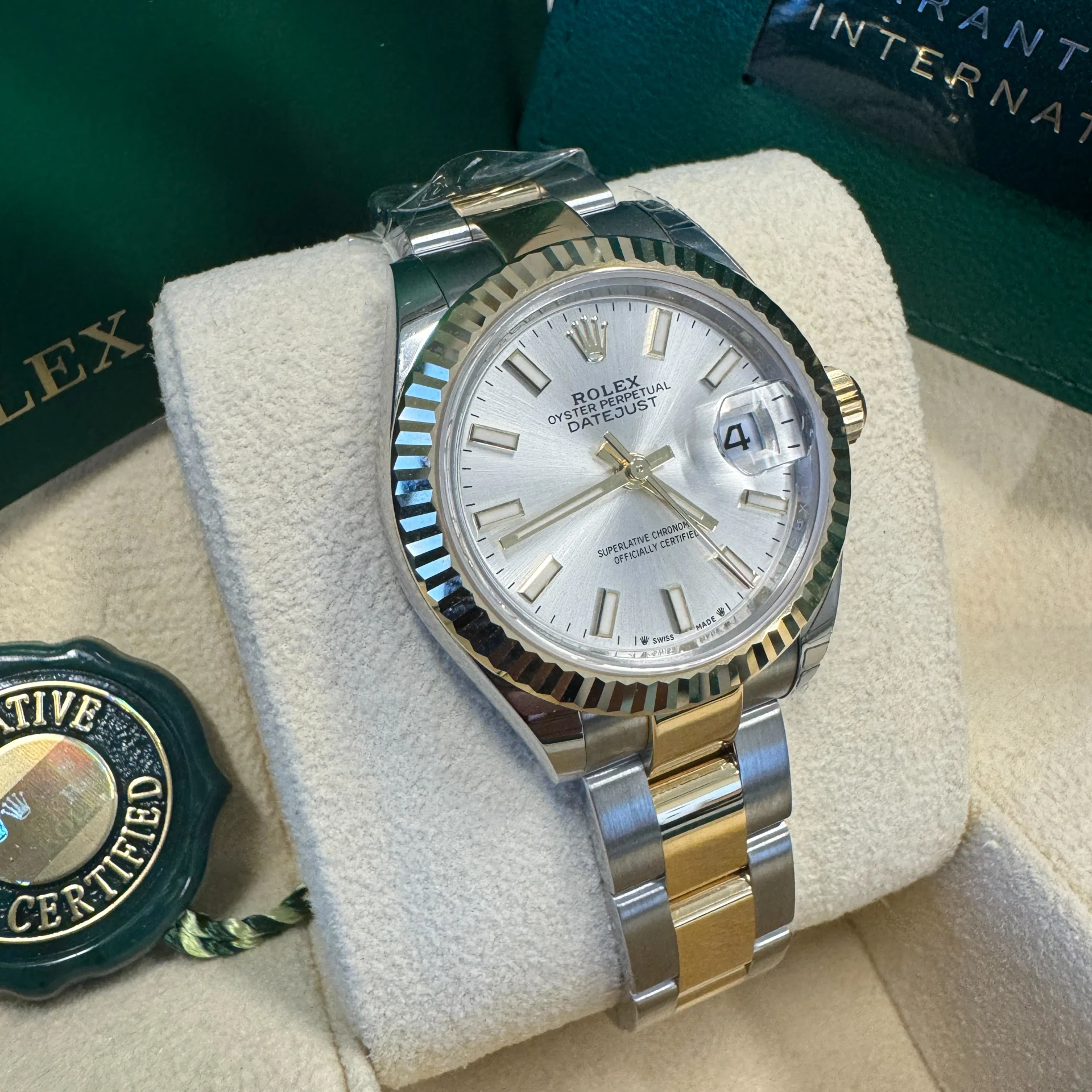 Rolex Lady-Datejust 28mm 279173 Silver Index Dial Oyster Bracelet