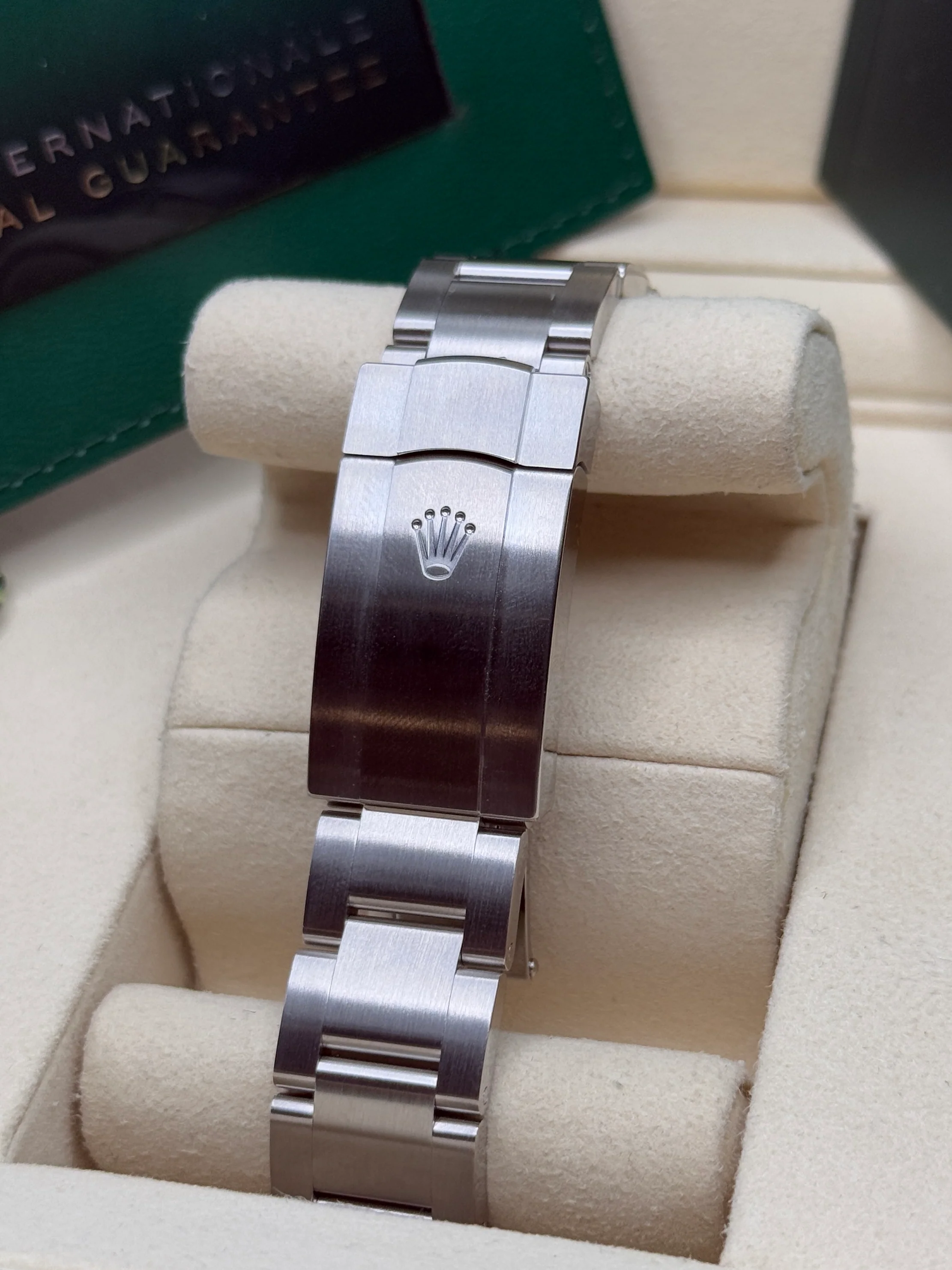 Rolex Oyster Perpetual 41mm 124300-0001 Stainless Steel Silver Index Dial Watch