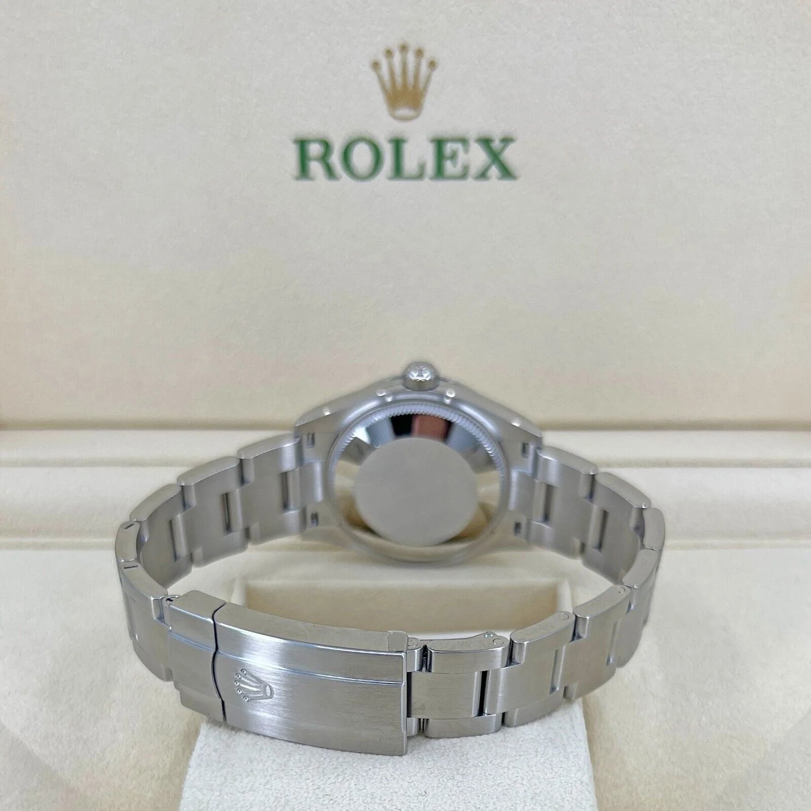 Rolex Oyster Perpetual 31mm 277200-0001 Silver Dial Oyster Bracelet Watch