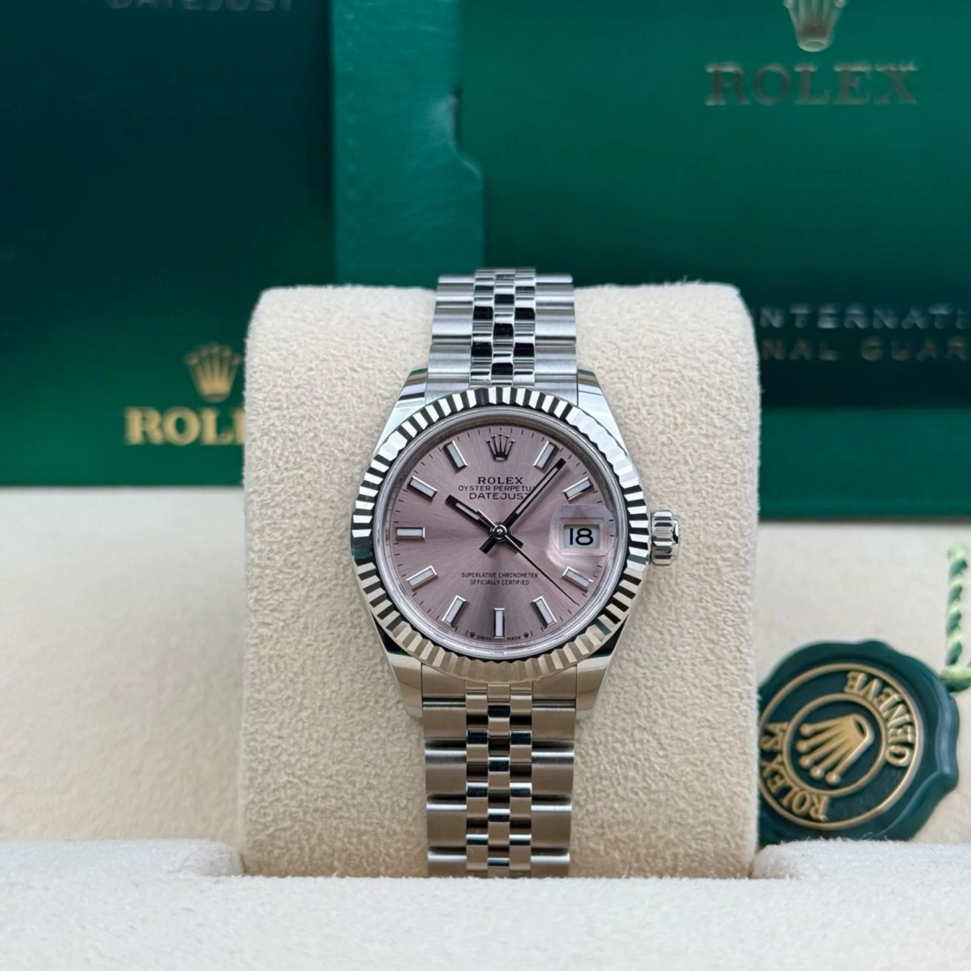 Rolex Lady-Datejust 28mm 279174 Pink Dial Oyster Bracelet