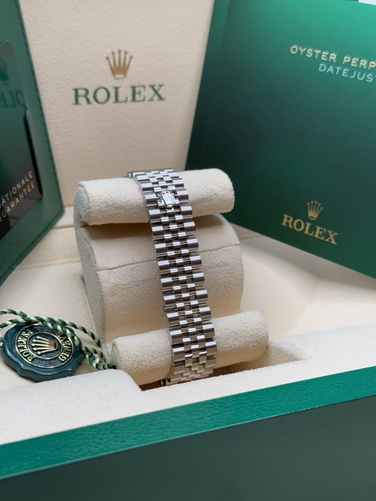 Rolex Datejust m278344-0035/0036 Bright Blue Dial 31mm Domed Diamond Oyster Watch