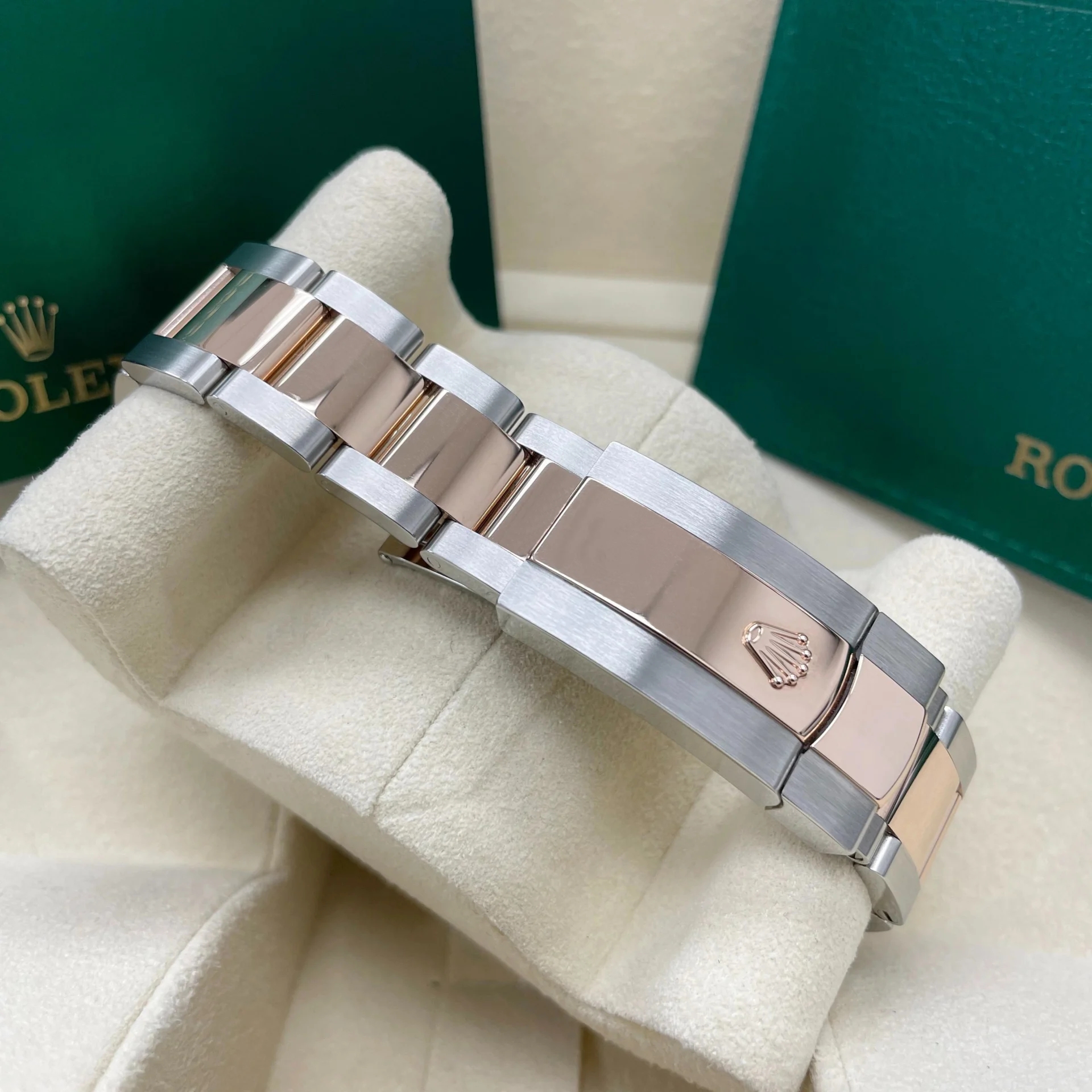 Rolex Datejust 41mm 126331 Chocolate Index Jubilee Steel and Everose Gold Watch