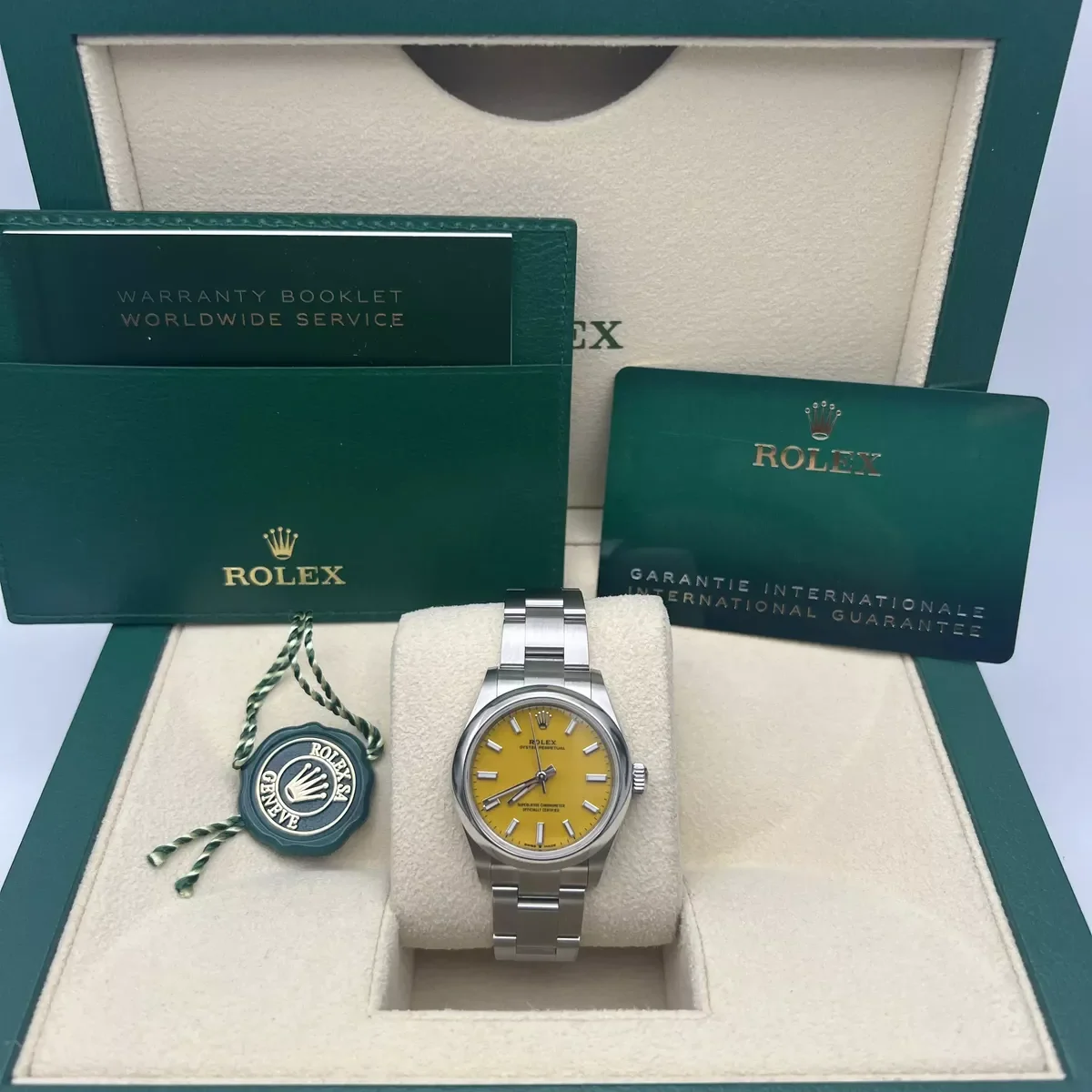 Rolex Oyster Perpetual 31mm 277200 Yellow Index
