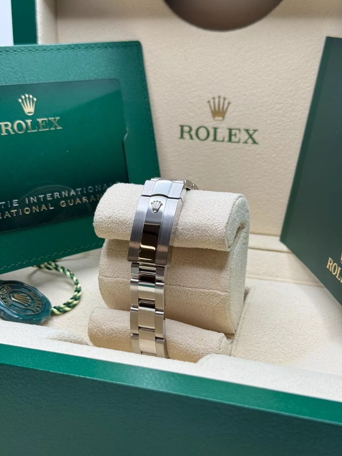 Rolex Lady-Datejust 28mm  m279160 Oyster Perpetual Silver Dial Oyster Bracelet