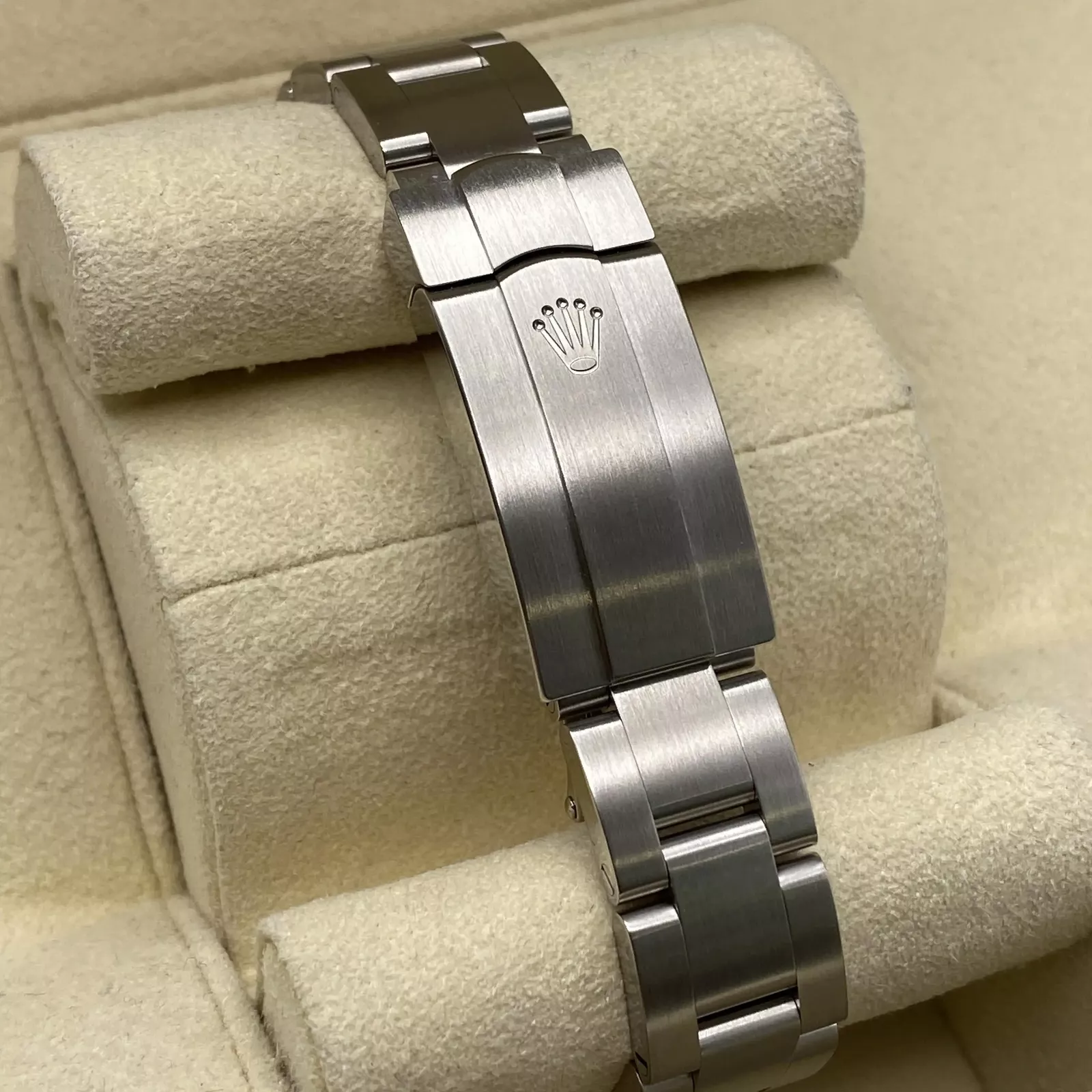 Rolex Oyster Perpetual 31mm 277200-0017 Blue Dial Oyster Bracelet Watch