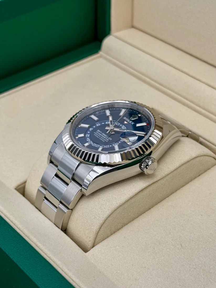 Rolex  Sky-Dweller 42mm 336934-0005 Stainless Steel Blue Dial Jubilee